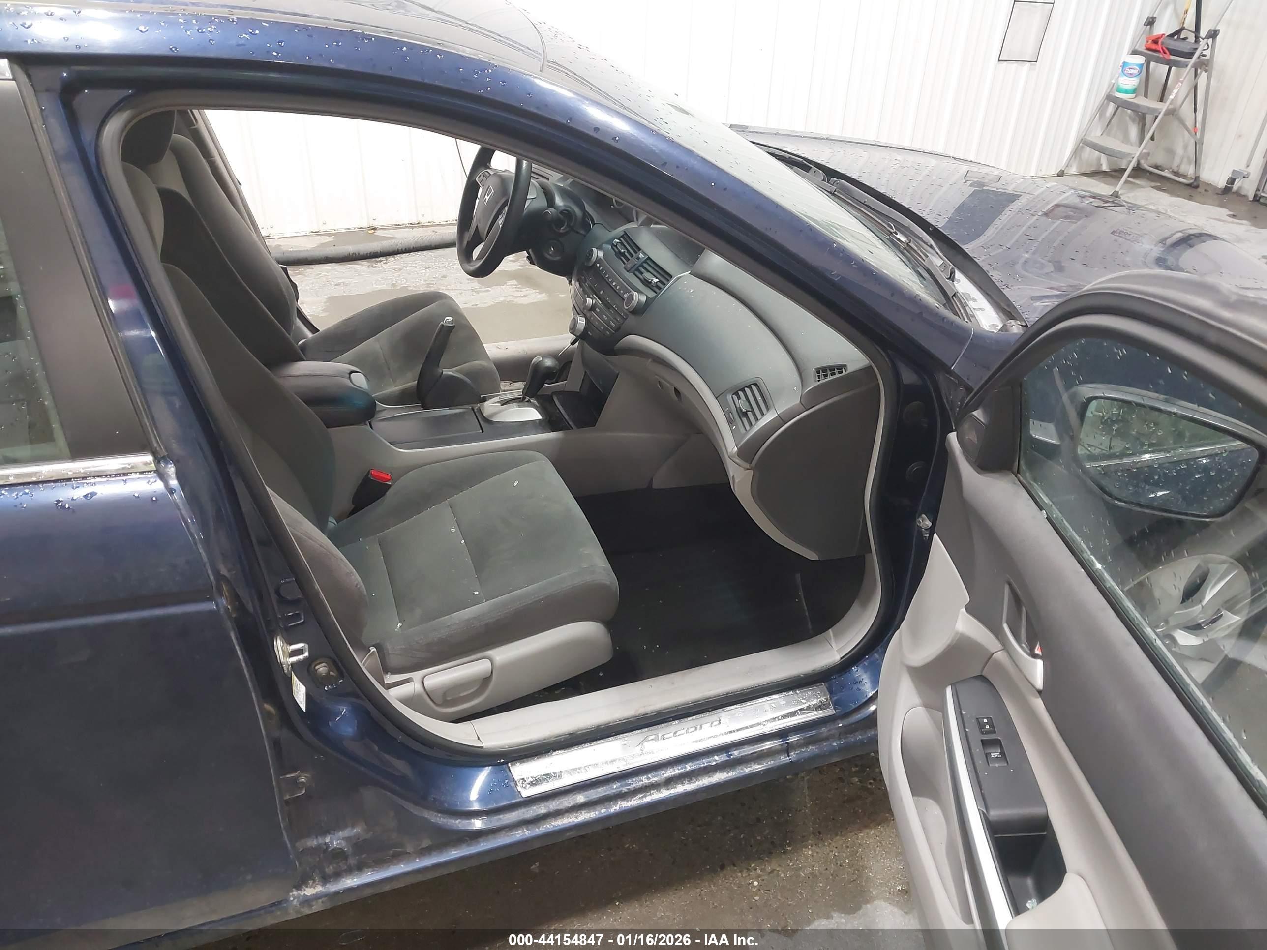 HONDA ACCORD image 5