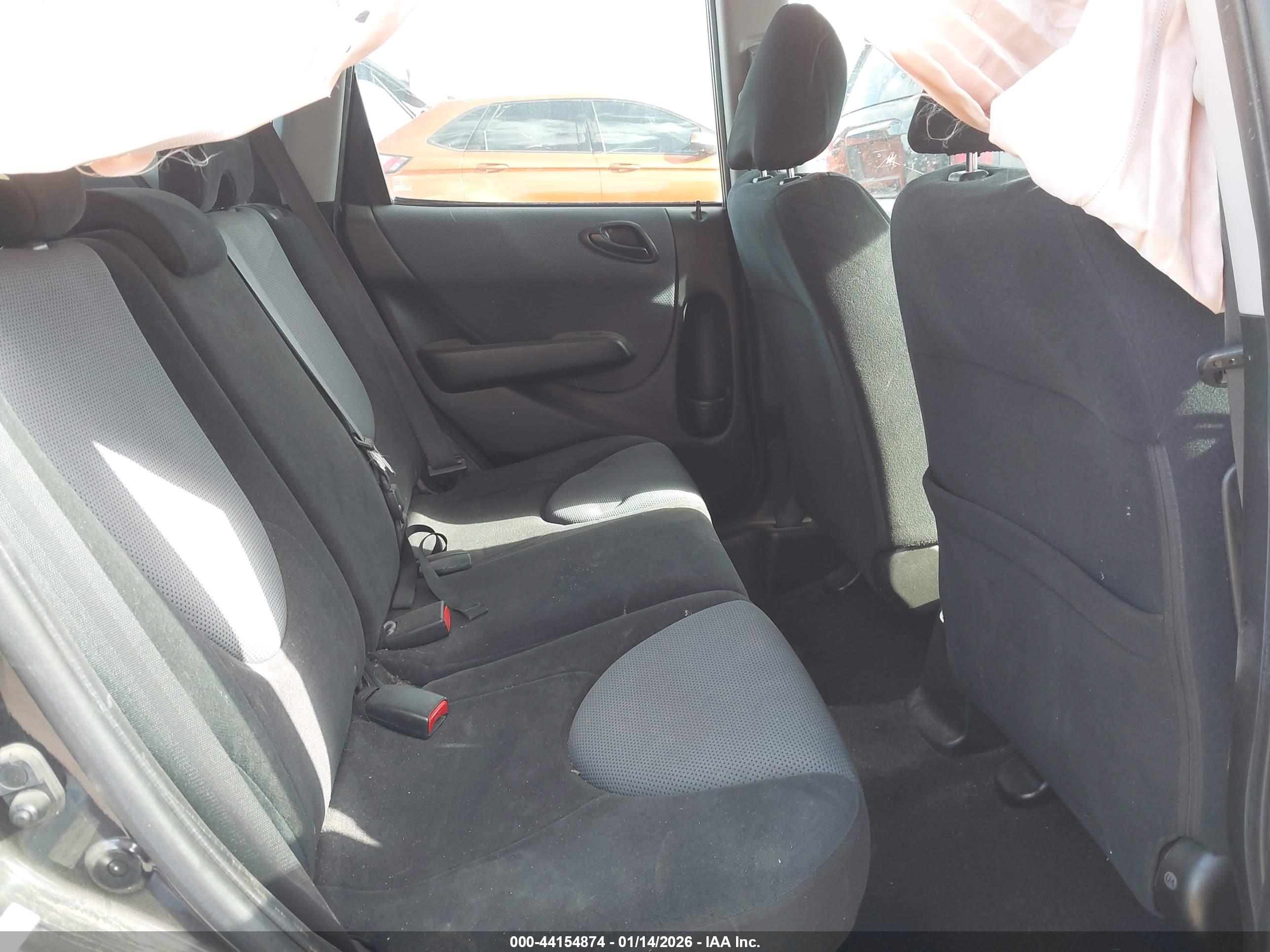 HONDA FIT image 8