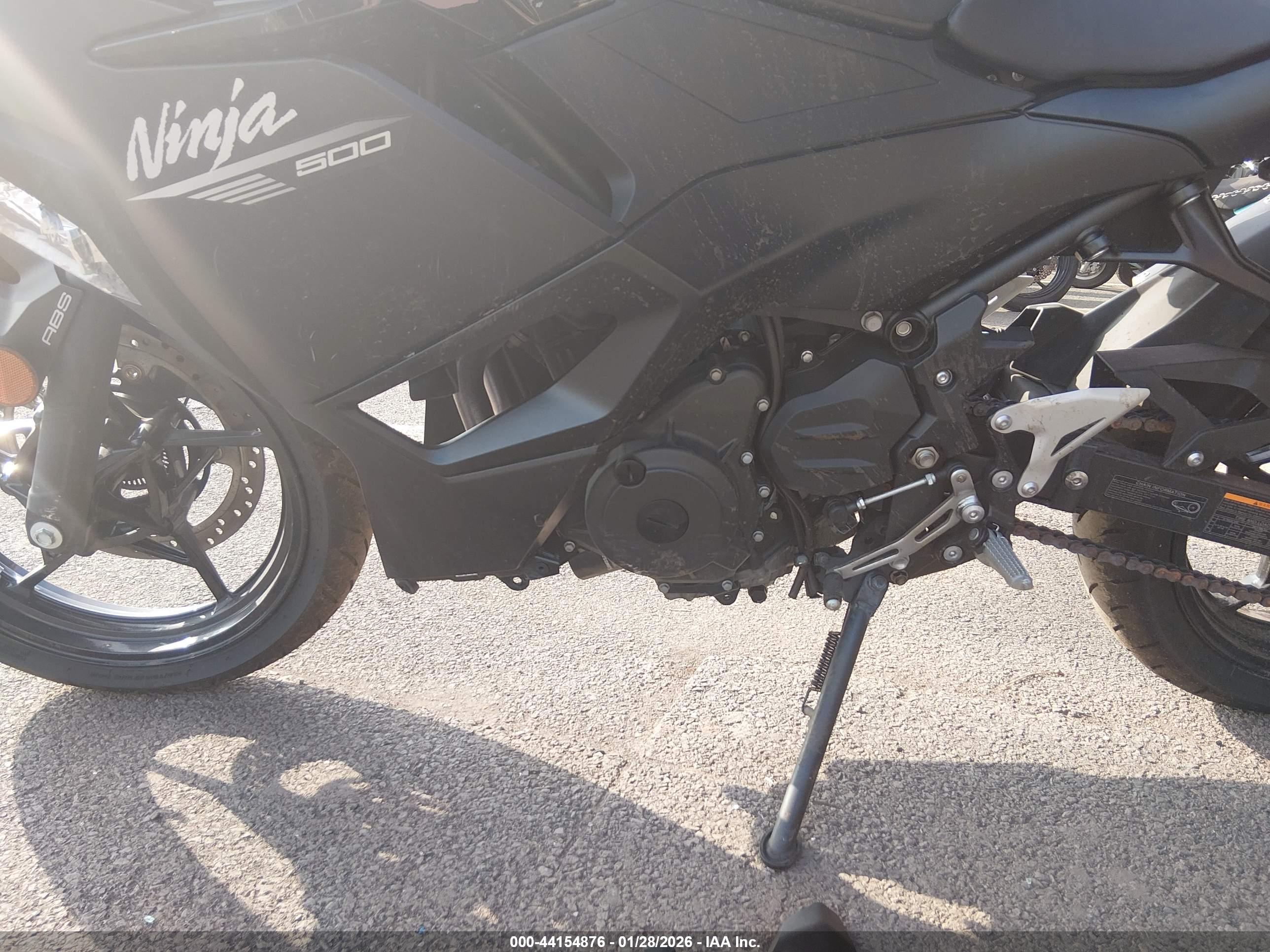 KAWASAKI EX500 image 9