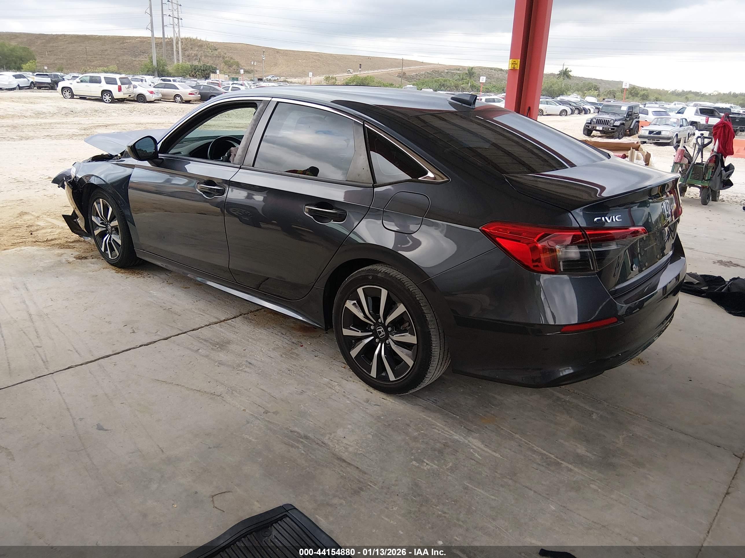 HONDA CIVIC image 3