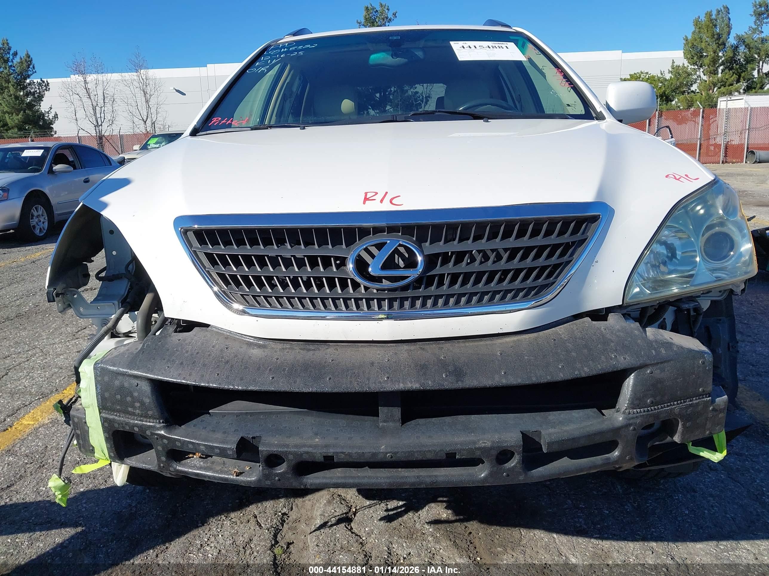 LEXUS RX image 6