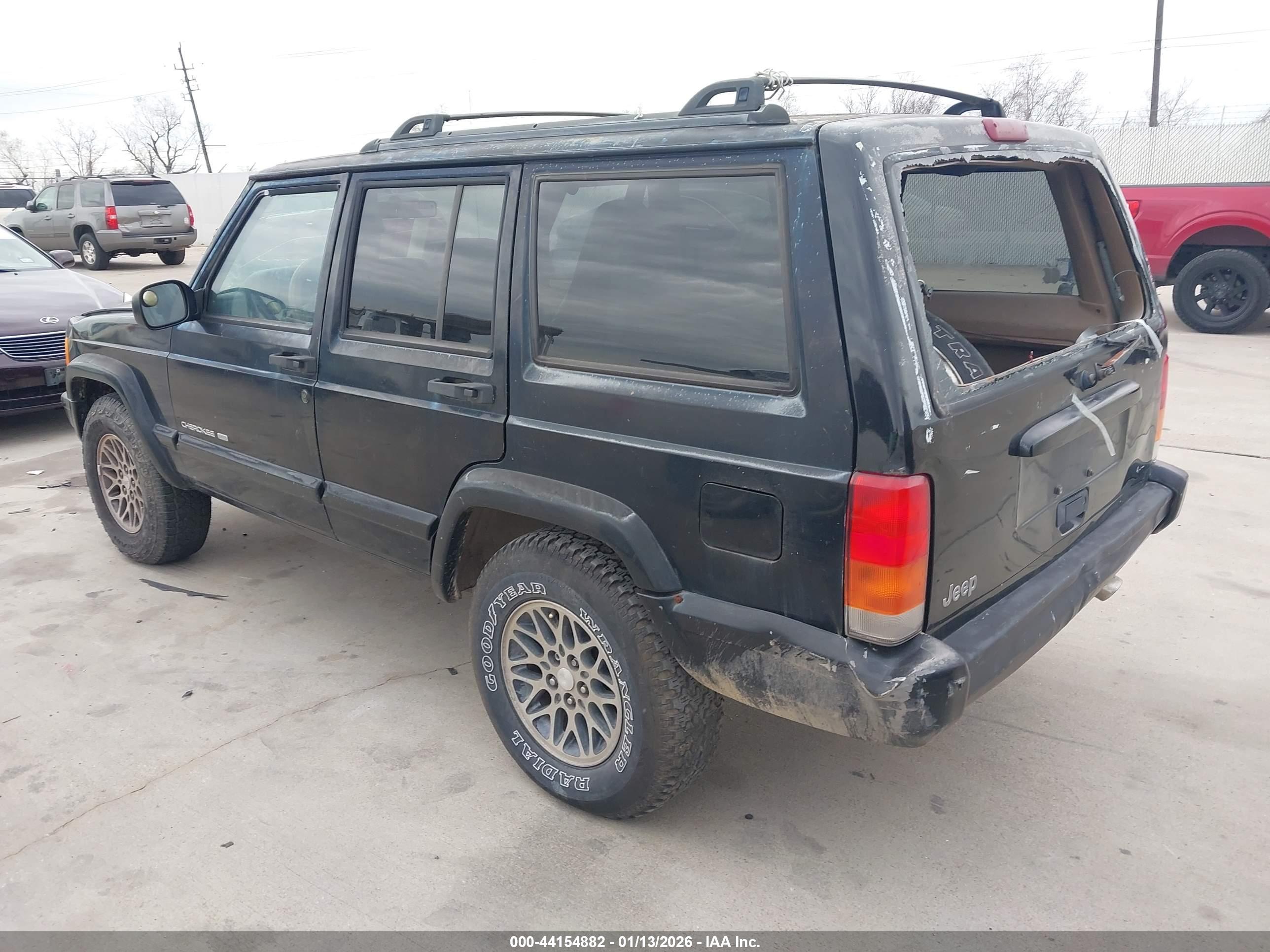 JEEP CHEROKEE image 3