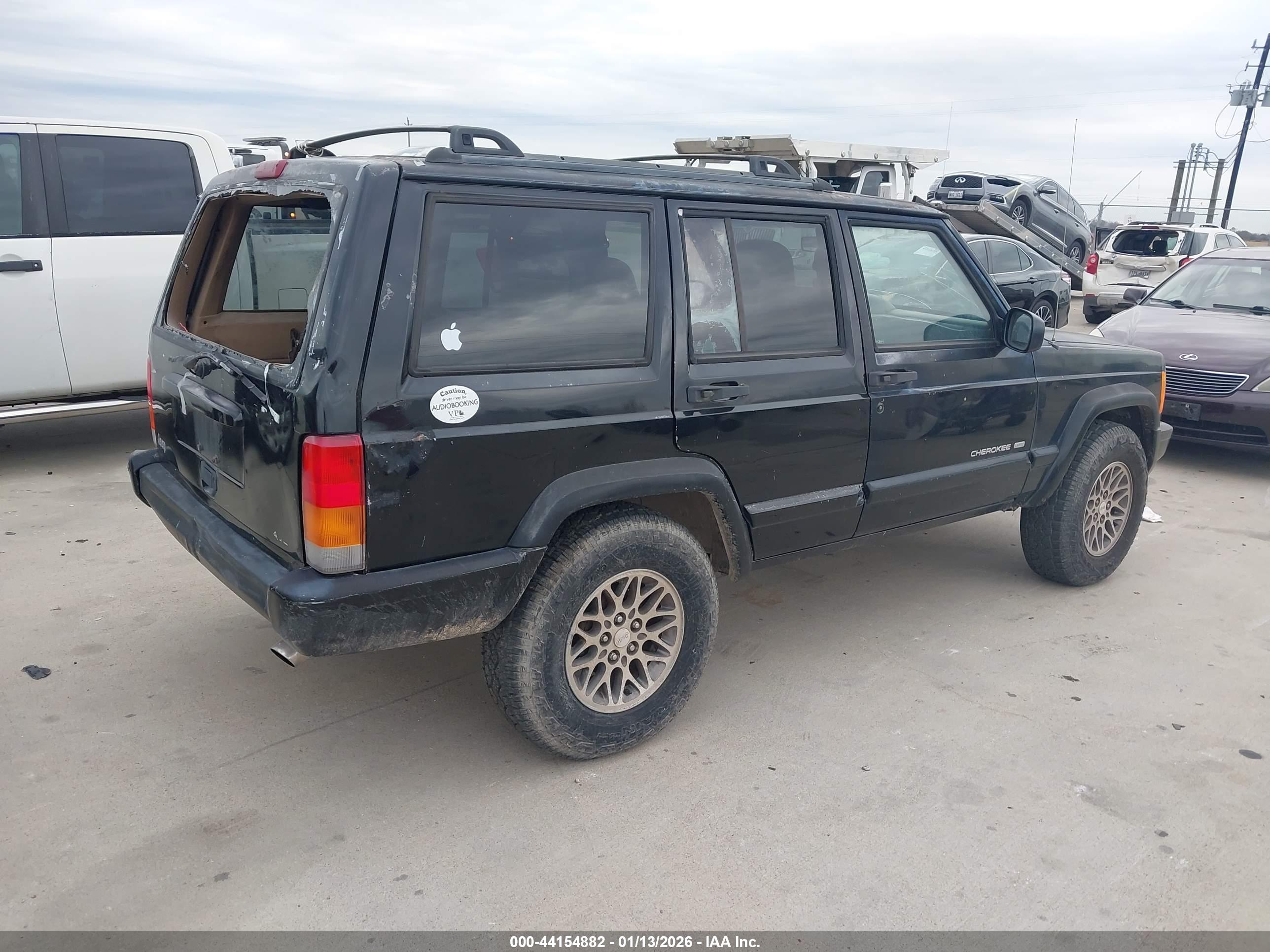 JEEP CHEROKEE image 4