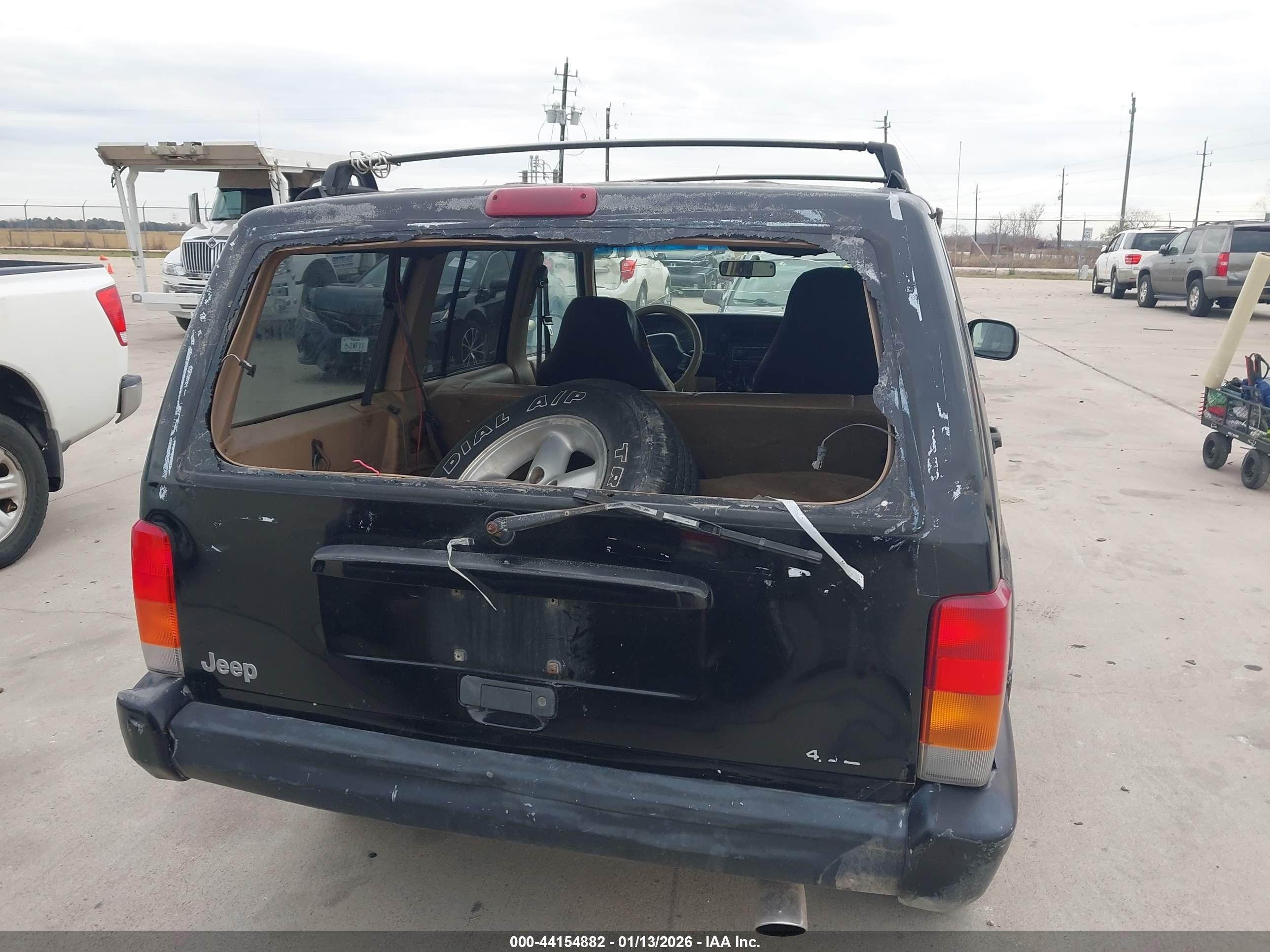 JEEP CHEROKEE image 6