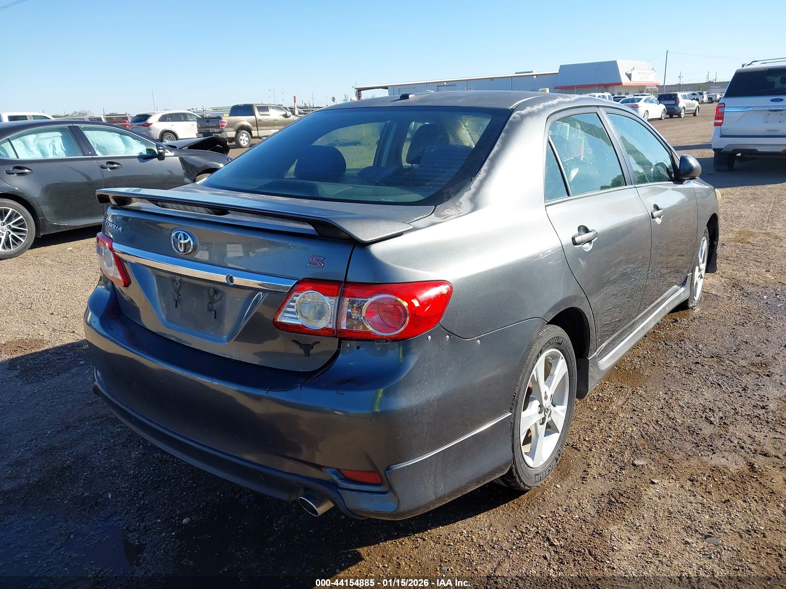 TOYOTA COROLLA image 6