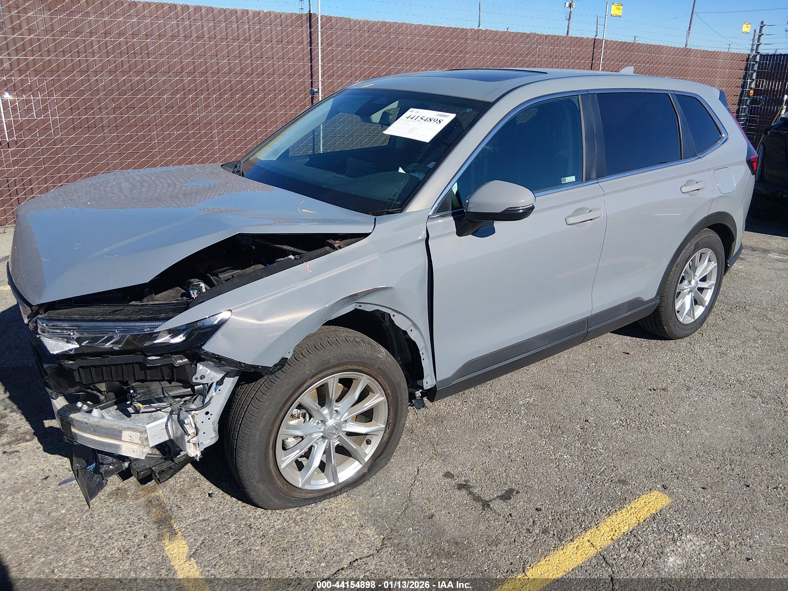 HONDA CR-V image 2