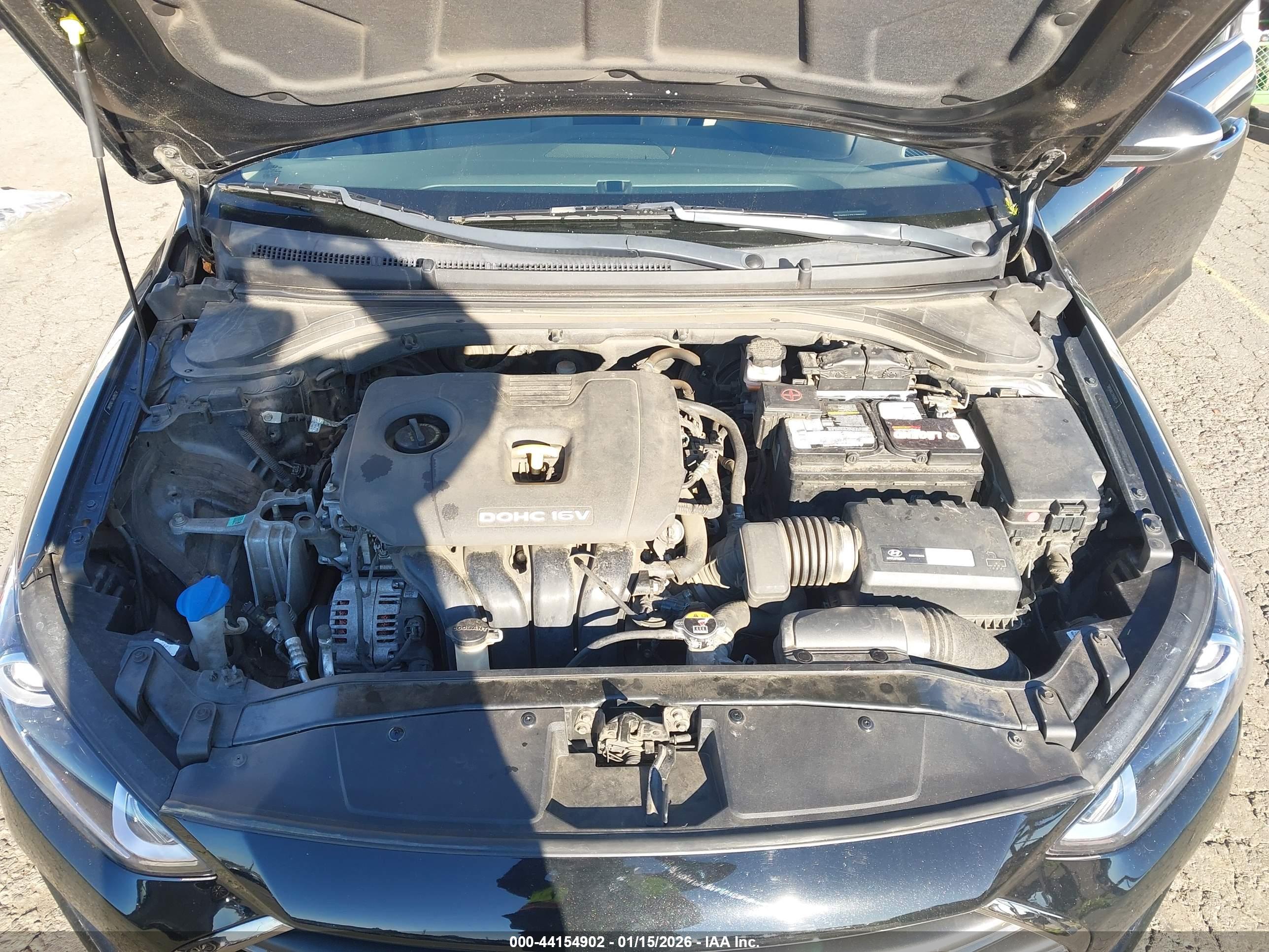 HYUNDAI ELANTRA image 10