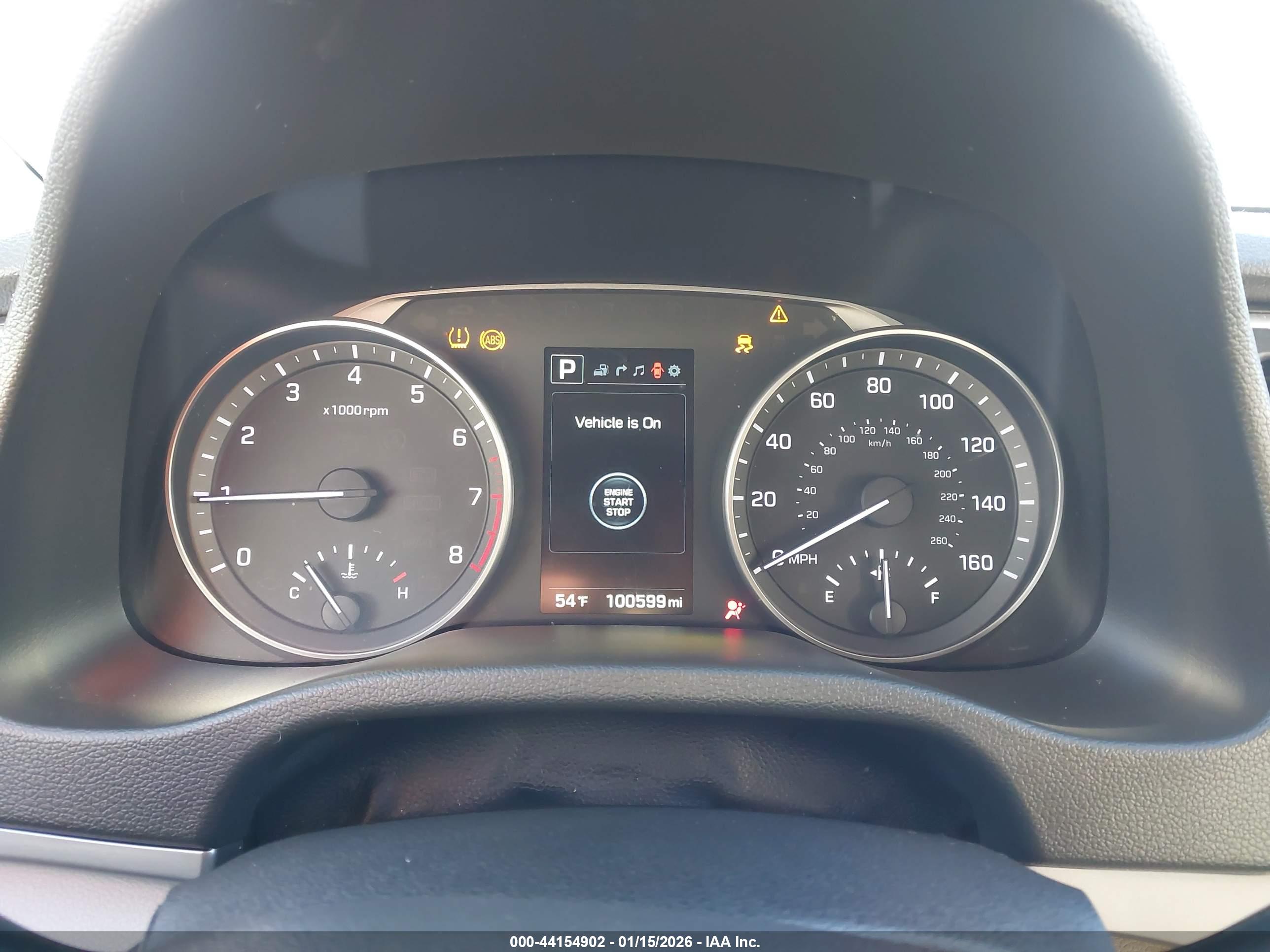HYUNDAI ELANTRA image 7