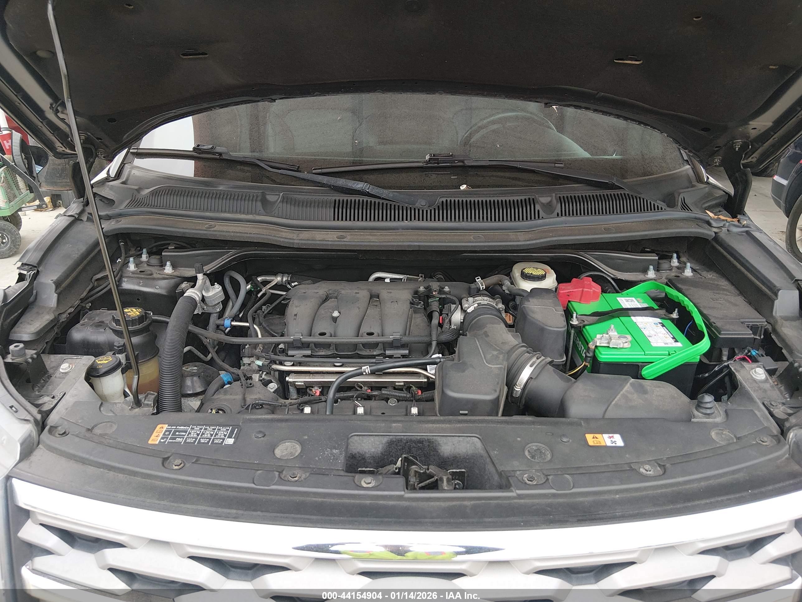FORD EXPLORER image 10