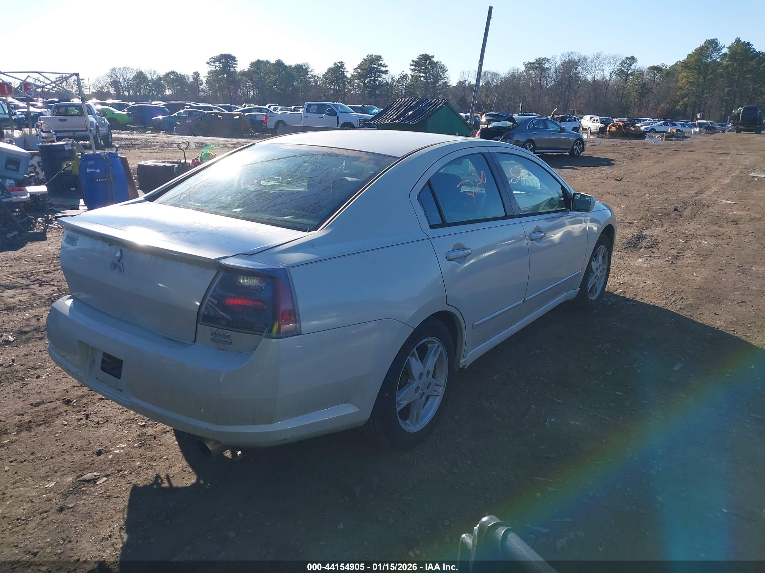 MITSUBISHI GALANT image 4