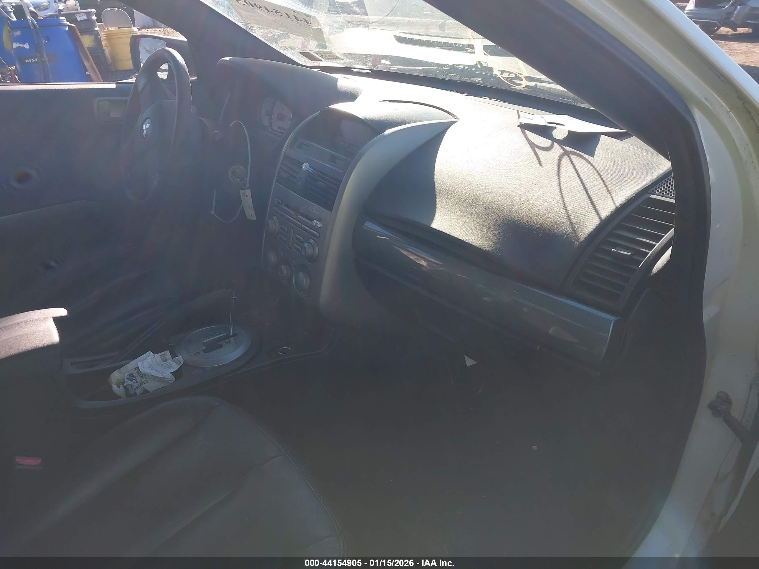 MITSUBISHI GALANT image 5