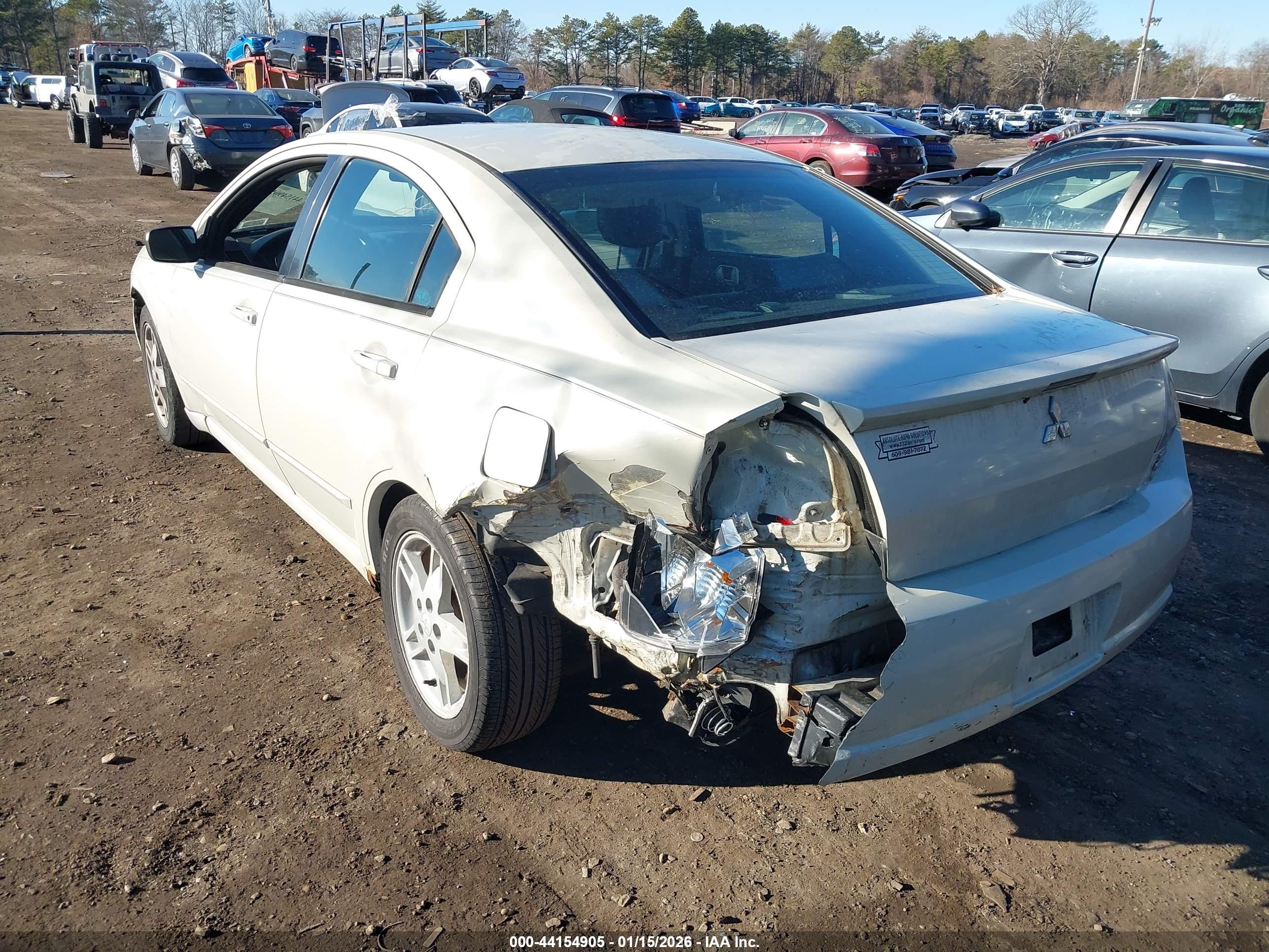 MITSUBISHI GALANT image 6