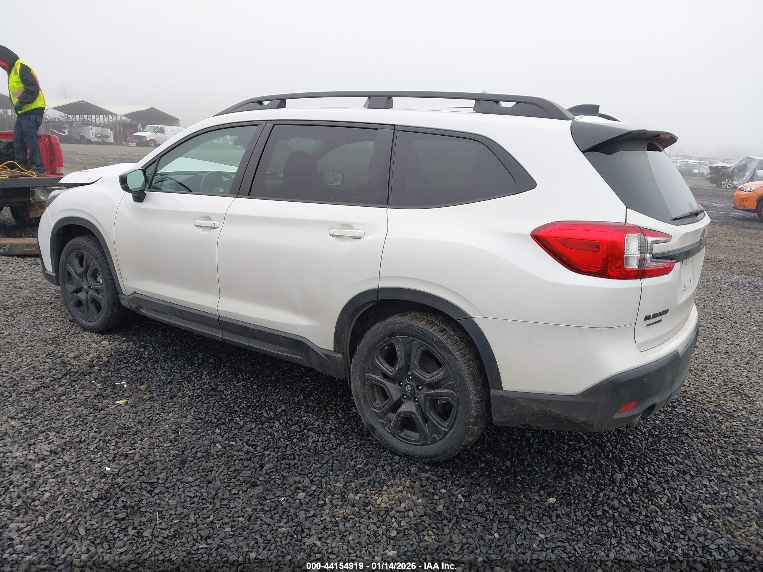 SUBARU ASCENT image 3