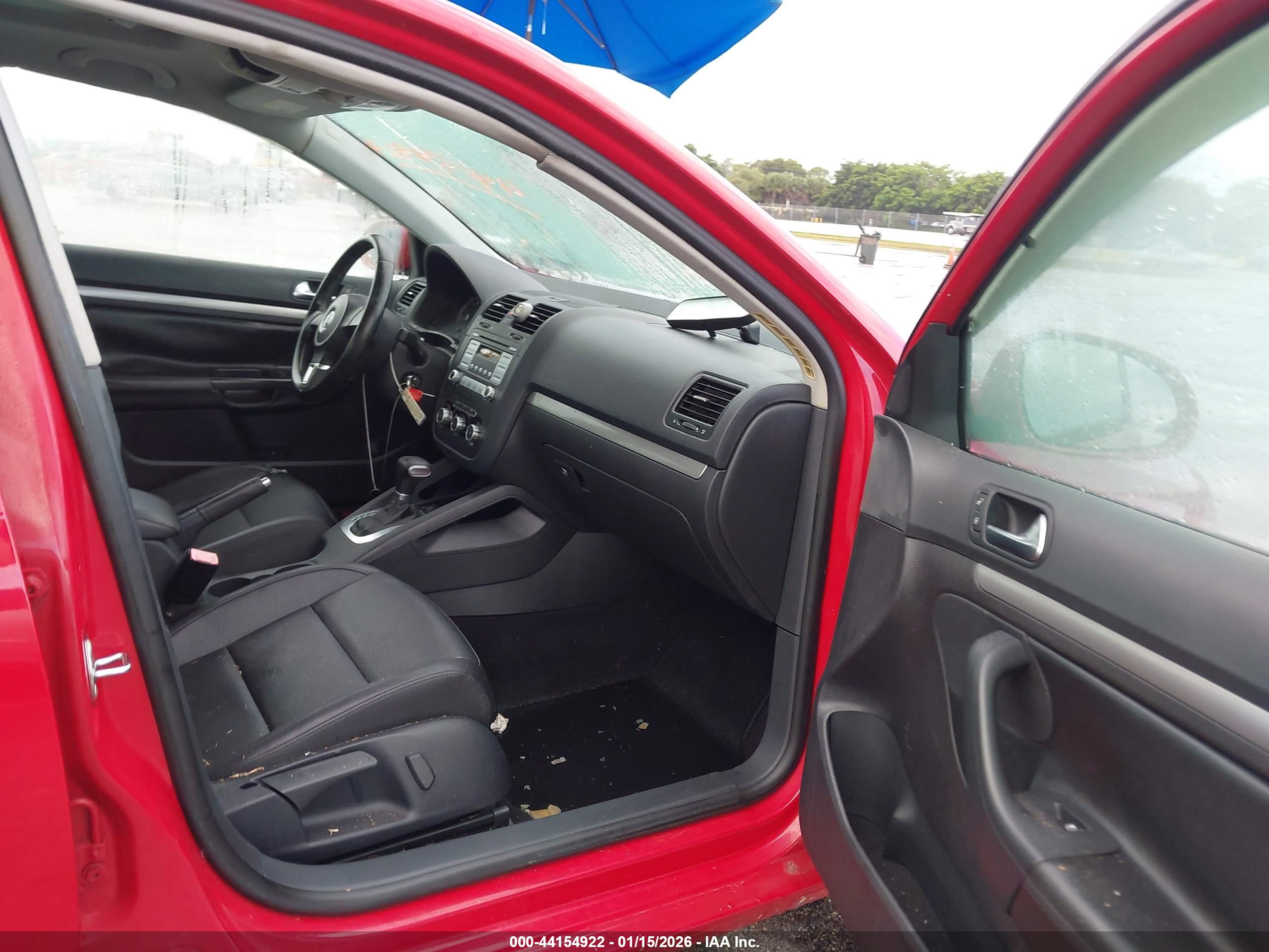 VOLKSWAGEN JETTA image 5