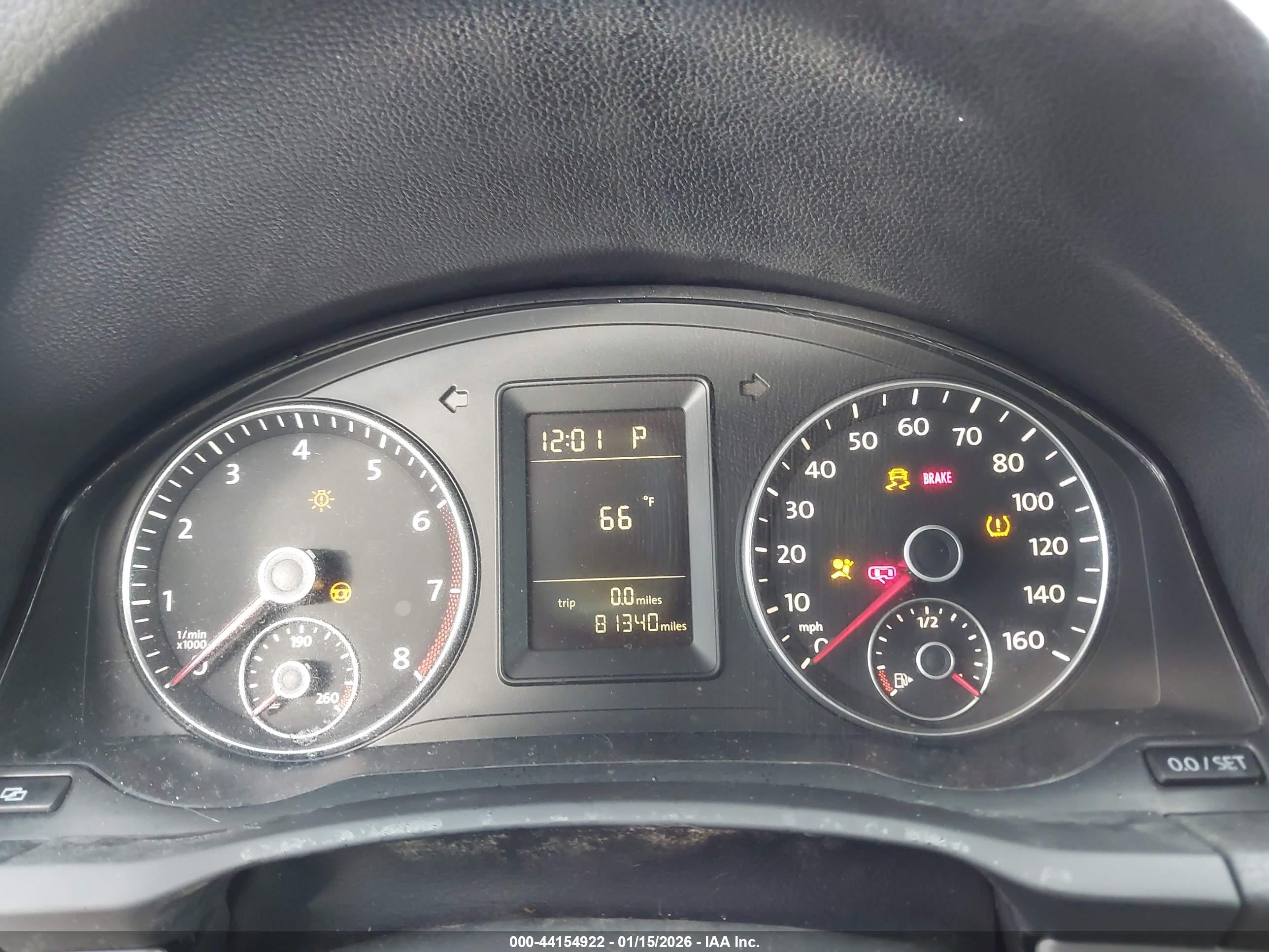 VOLKSWAGEN JETTA image 7