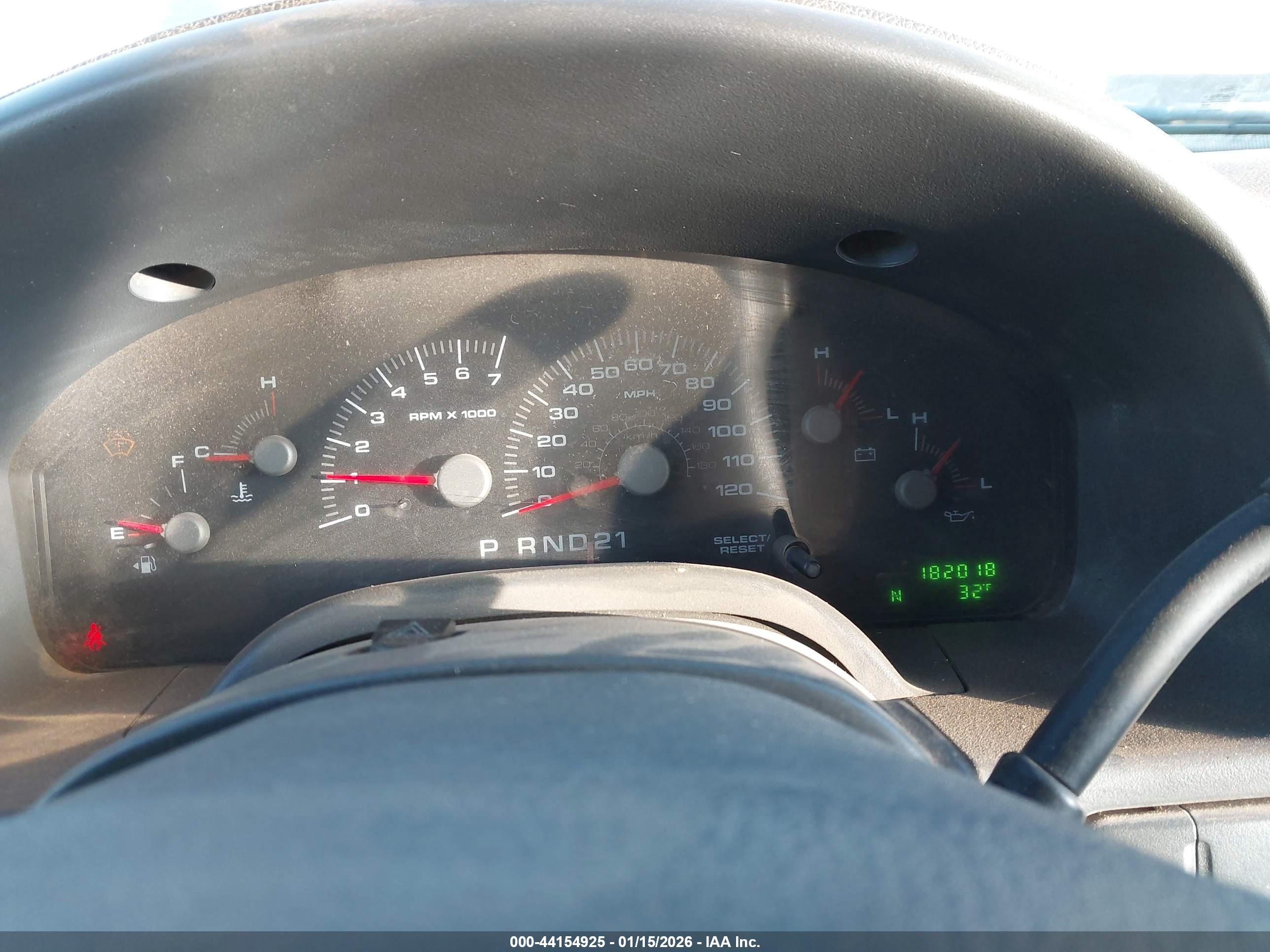 FORD EXPEDITION image 7