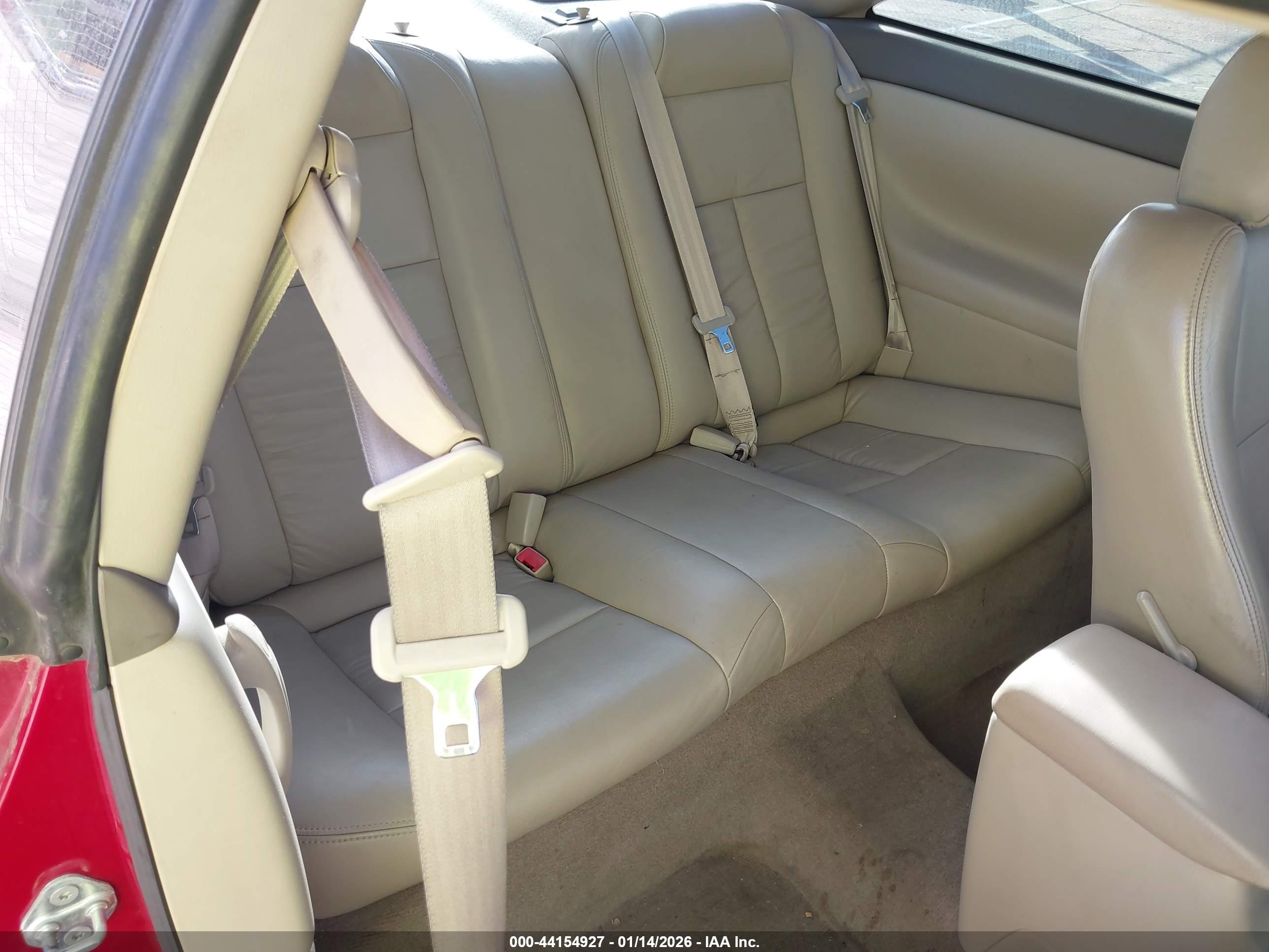 TOYOTA CAMRY image 8