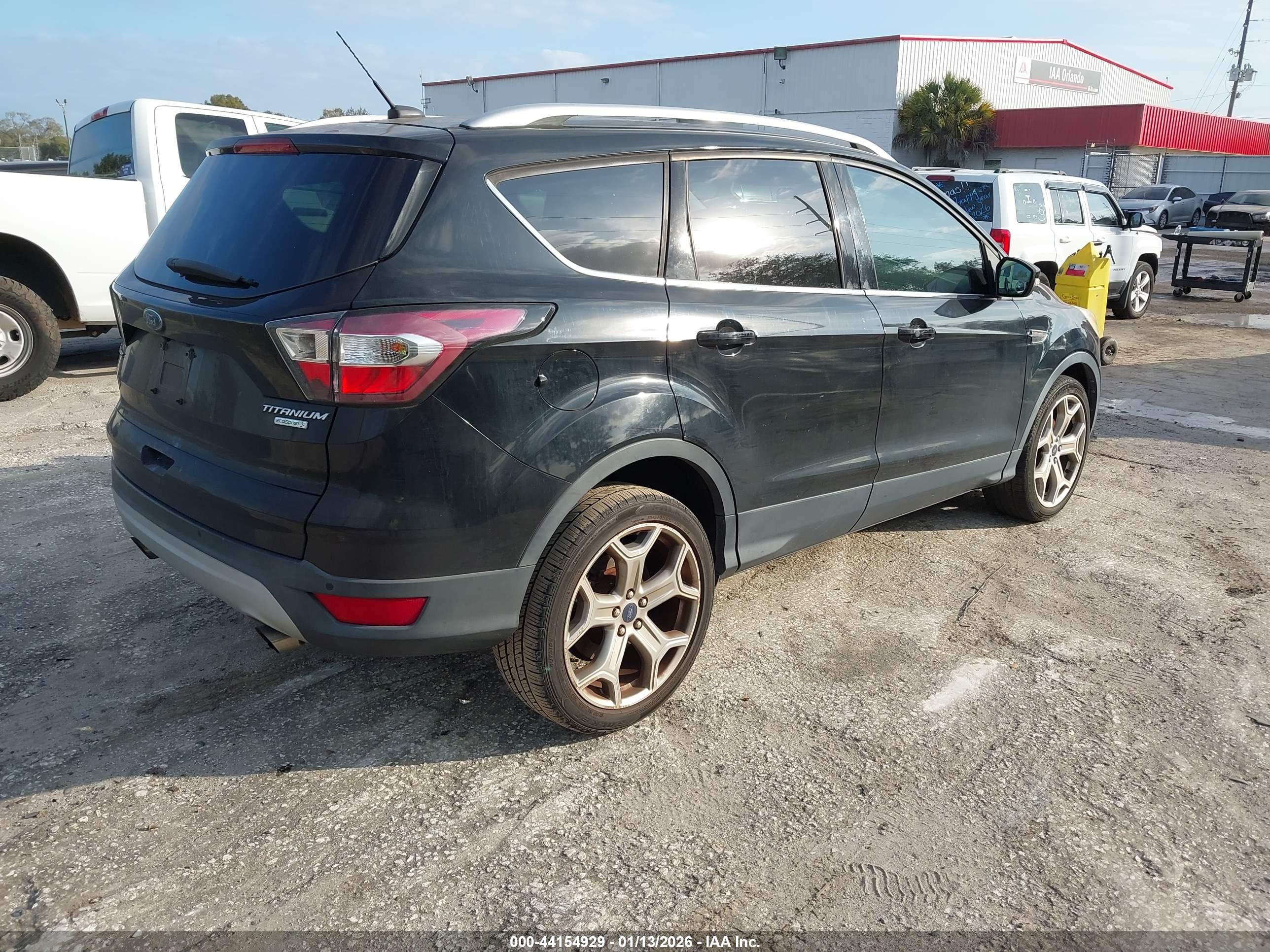 FORD ESCAPE image 4