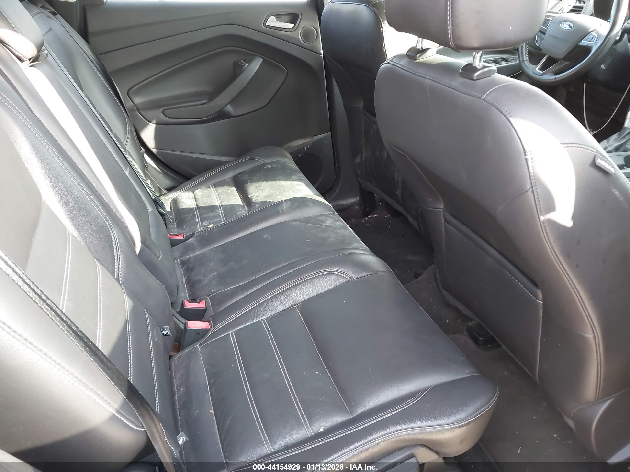FORD ESCAPE image 8