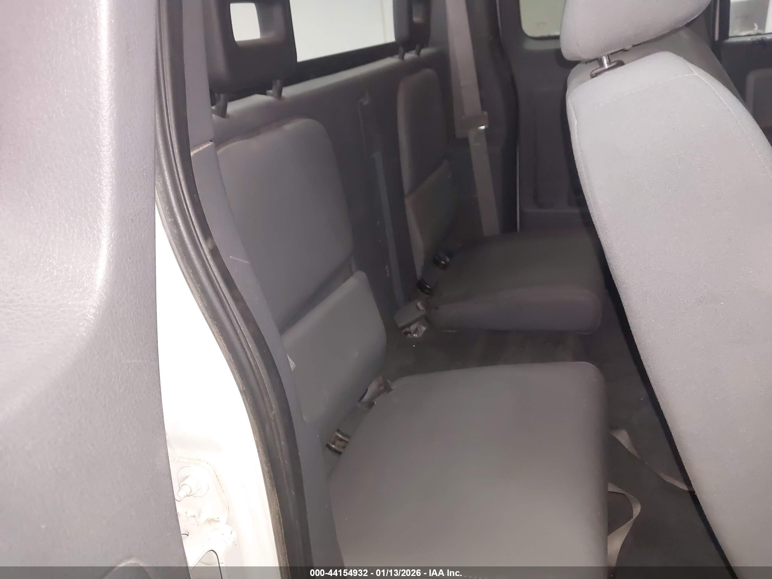 DODGE DAKOTA image 8