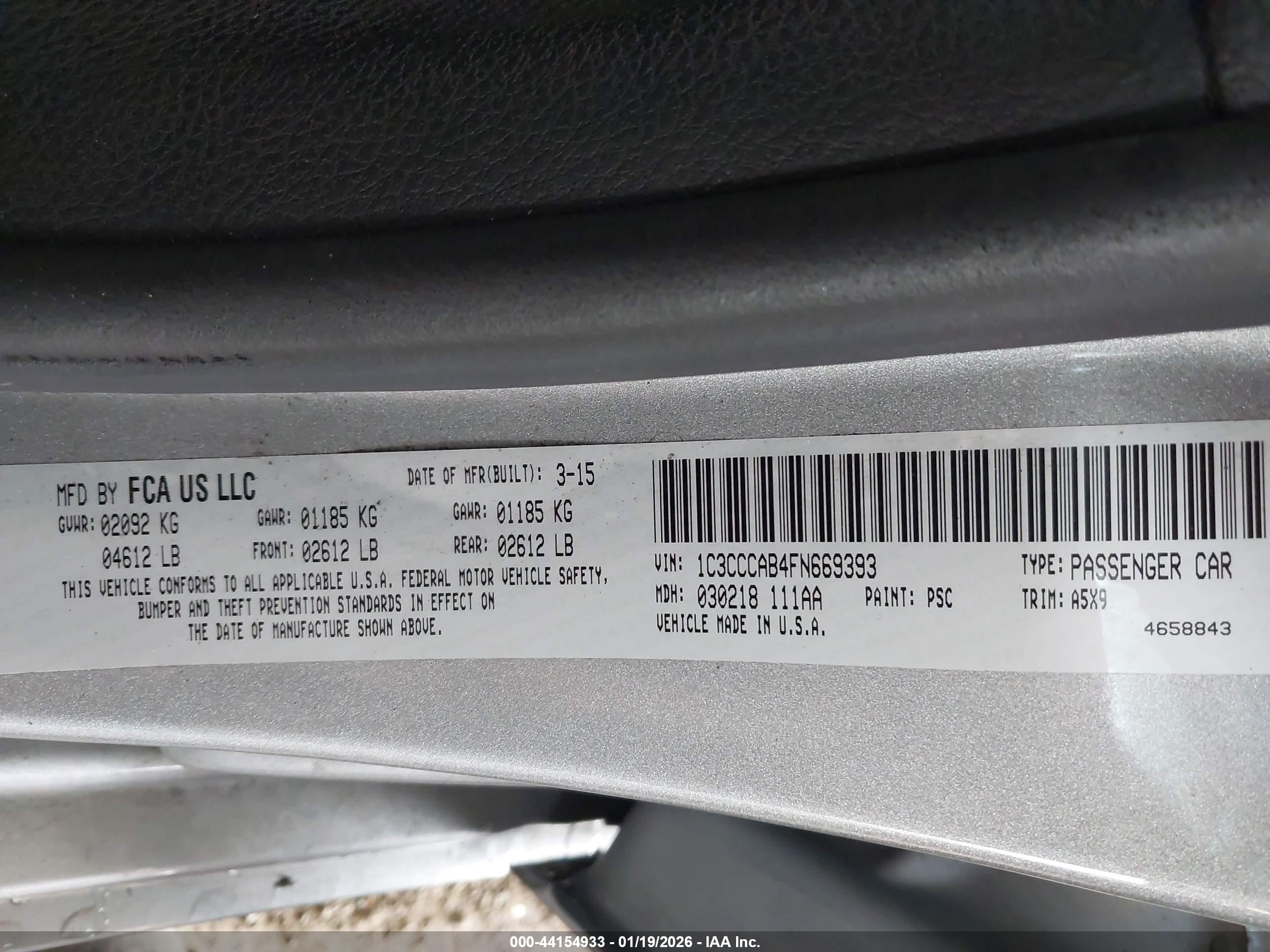 CHRYSLER 200 image 9