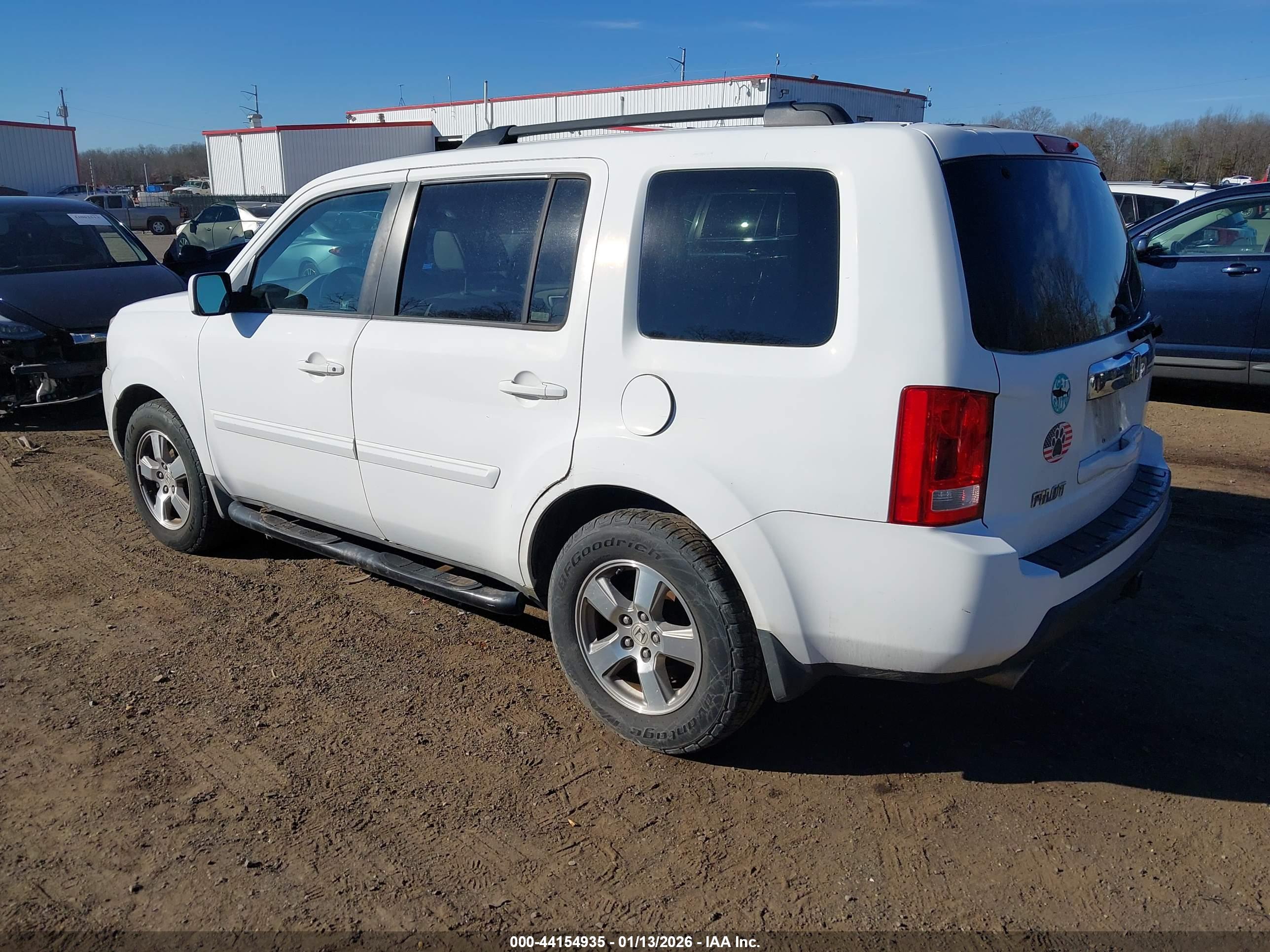HONDA PILOT image 3