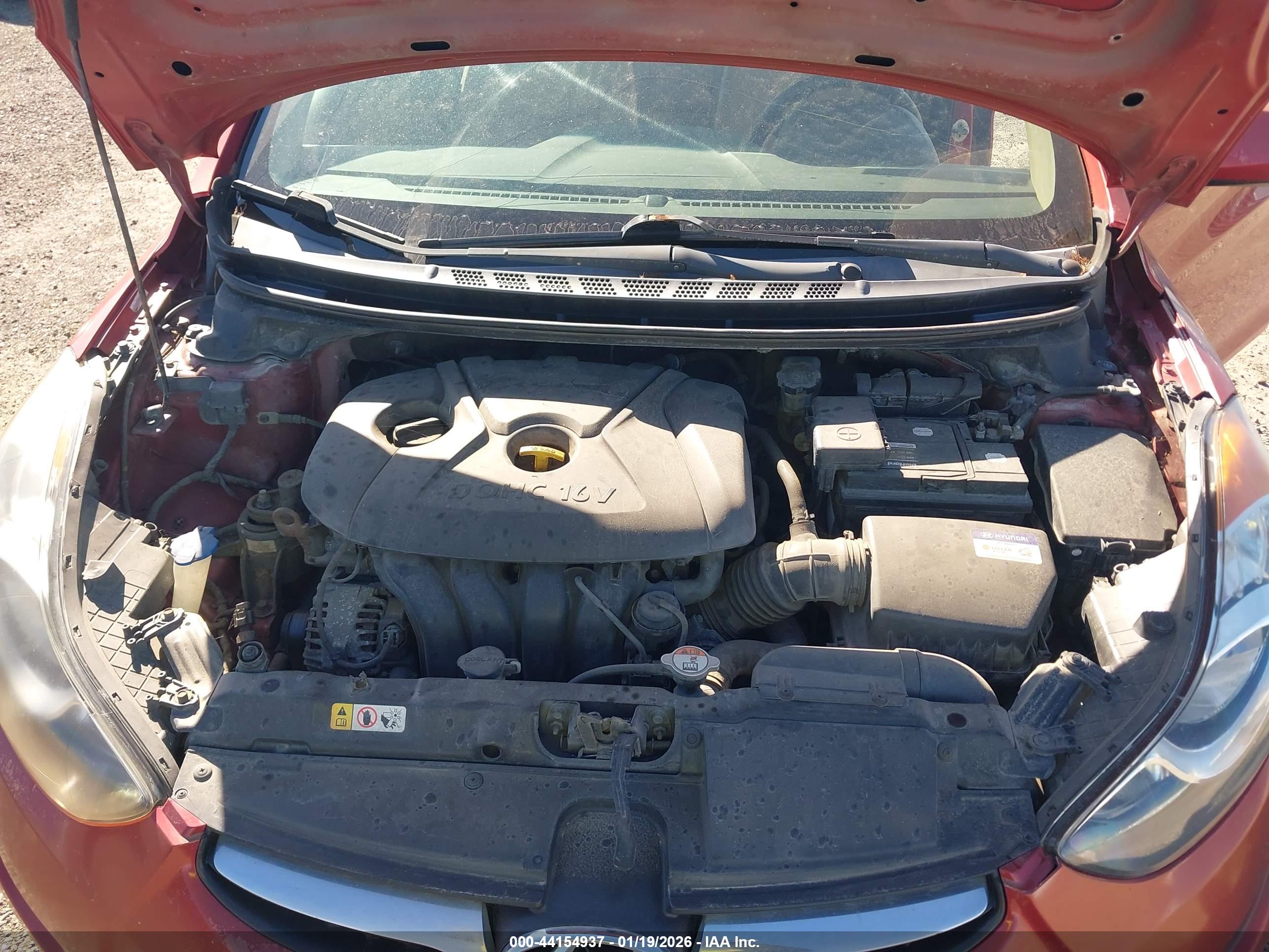 HYUNDAI ELANTRA image 10