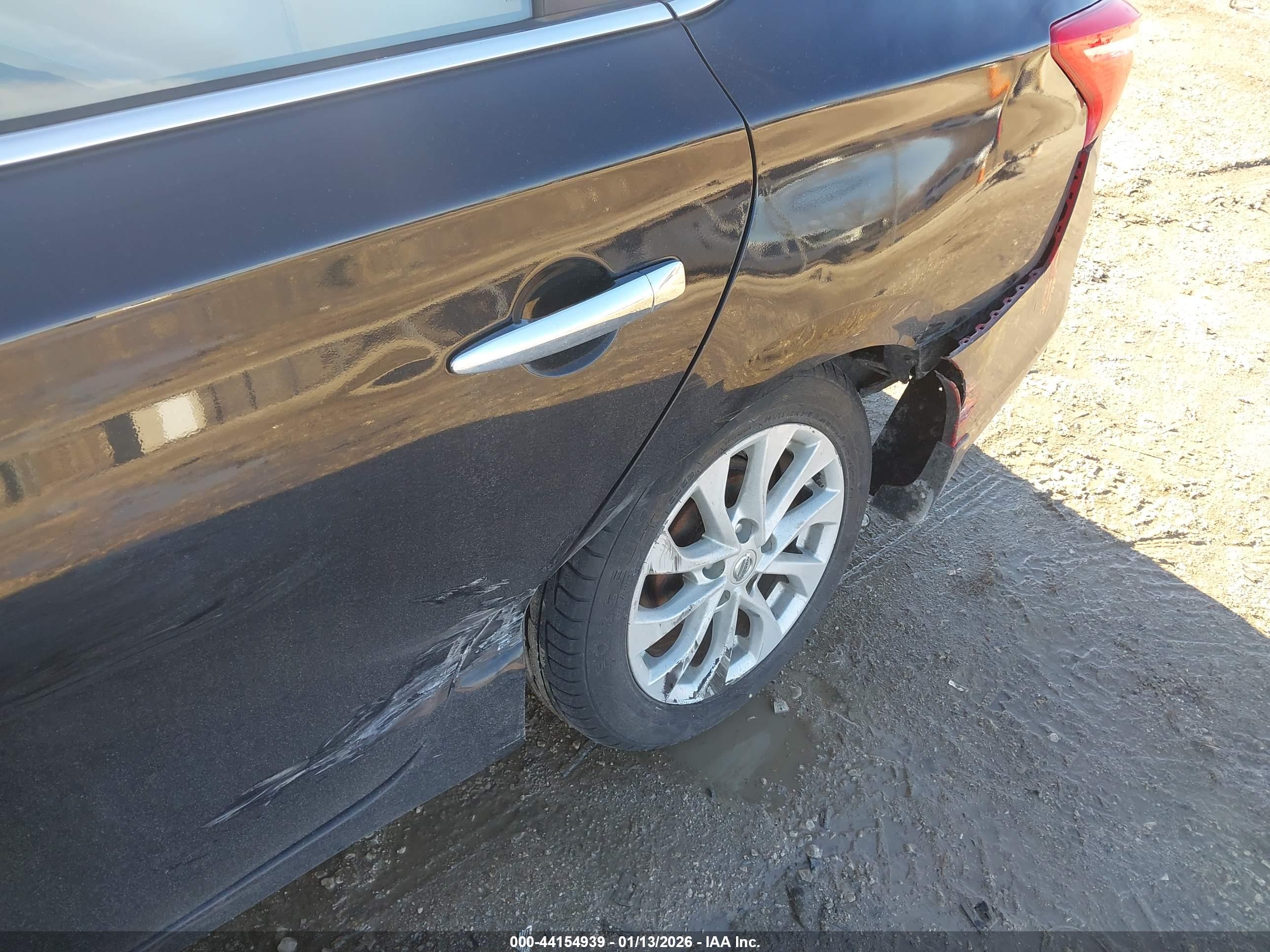 NISSAN SENTRA image 6