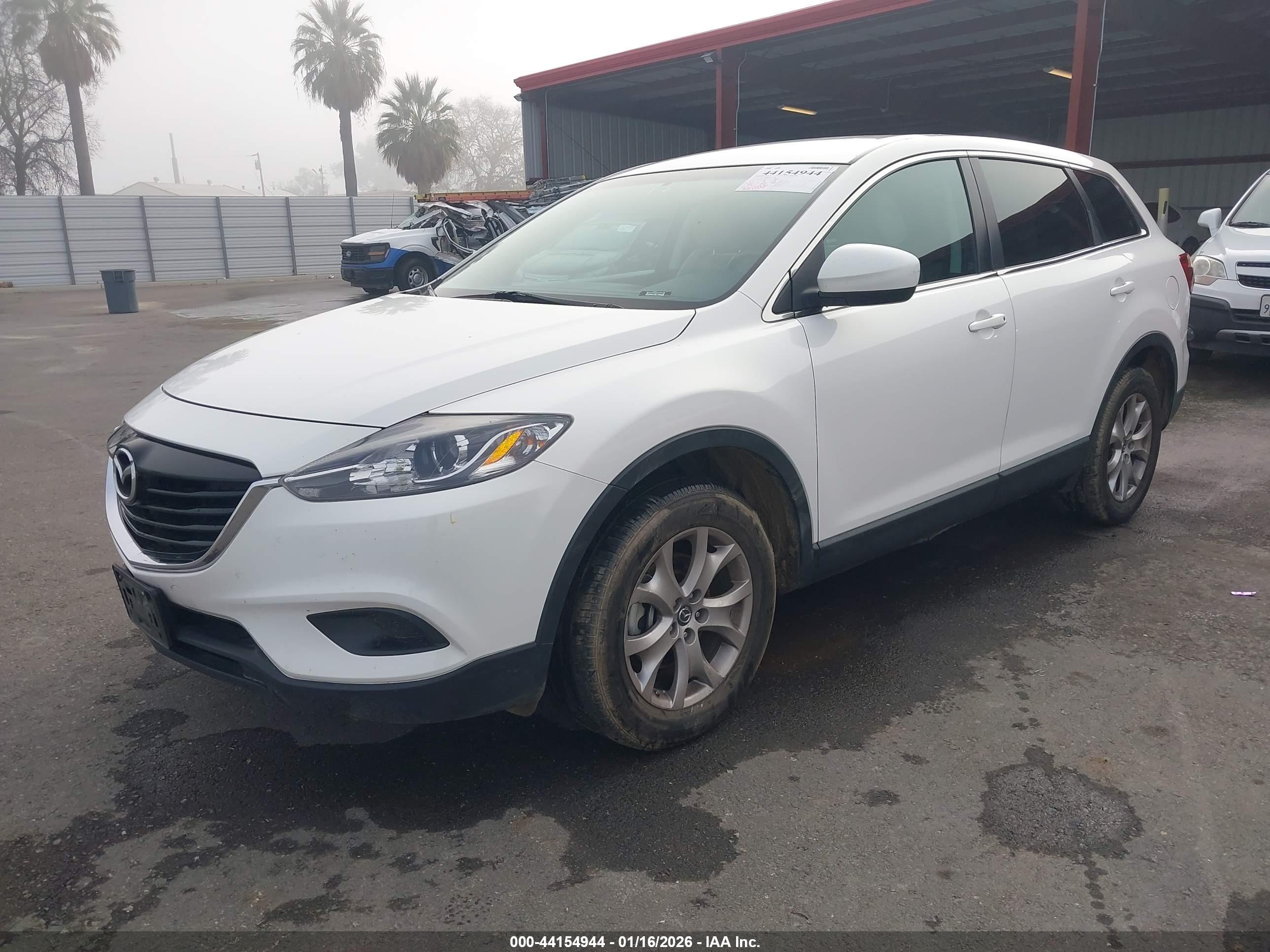 MAZDA CX-9 image 2