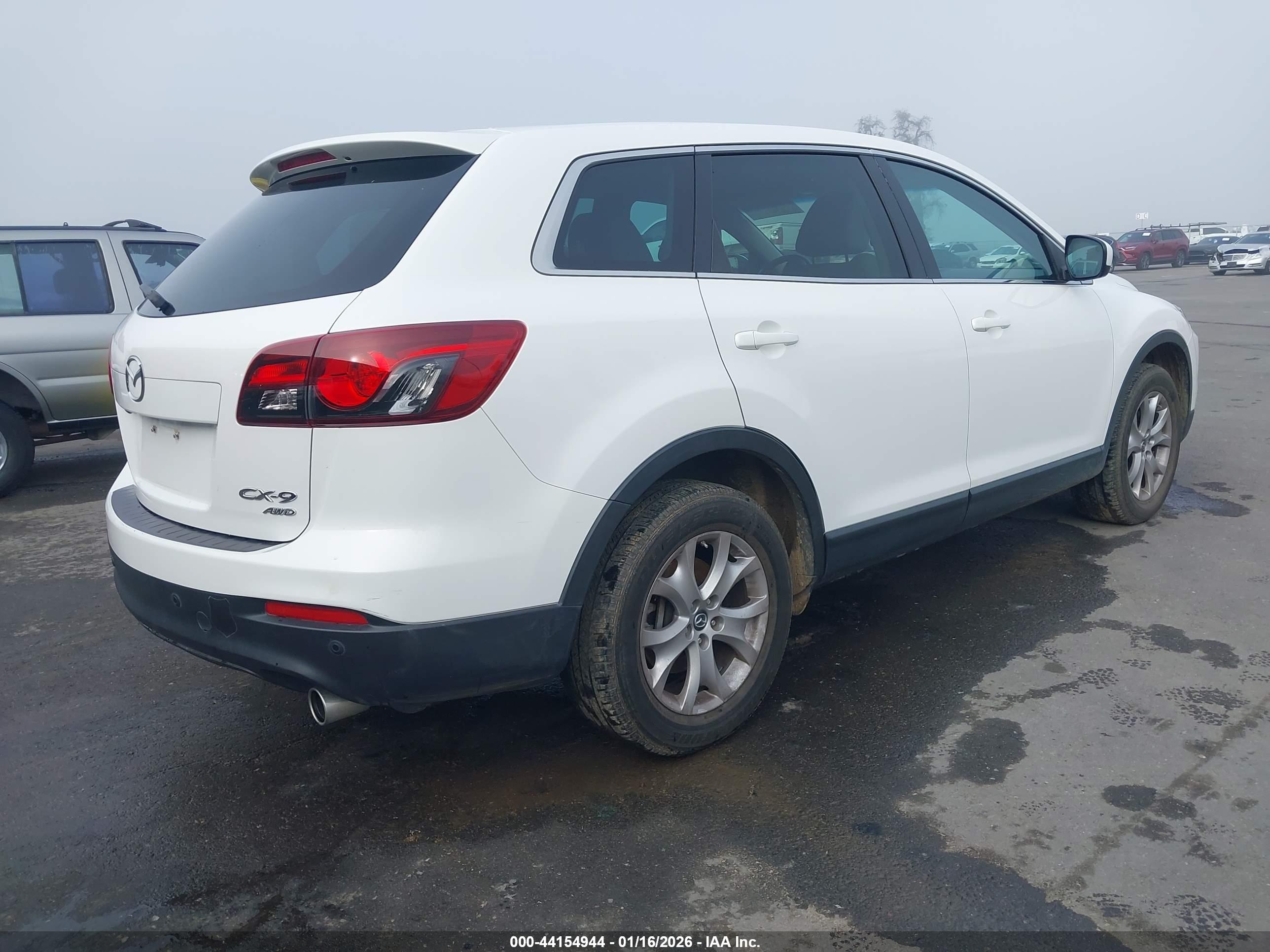 MAZDA CX-9 image 4