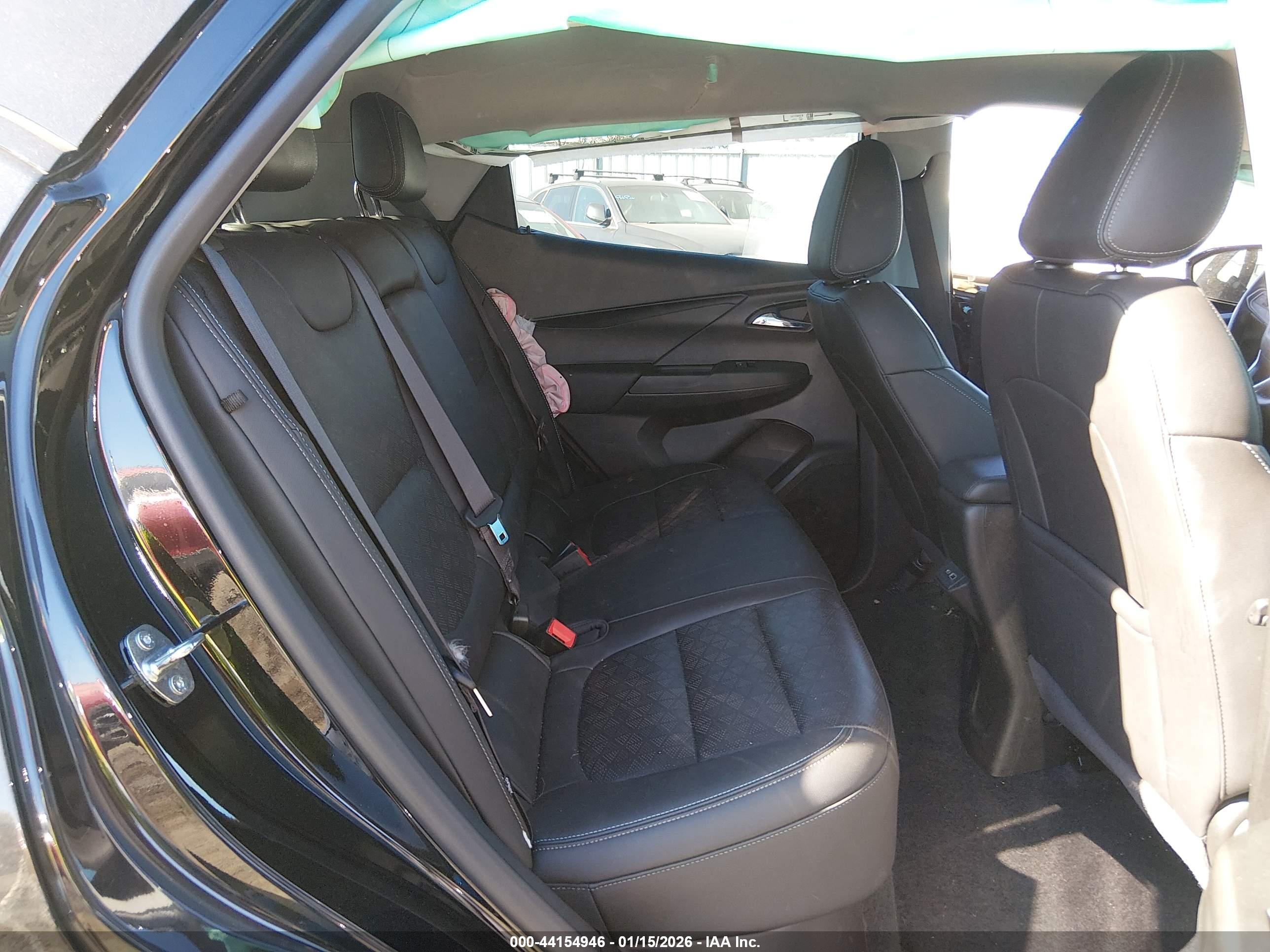 CHEVROLET BOLT image 8