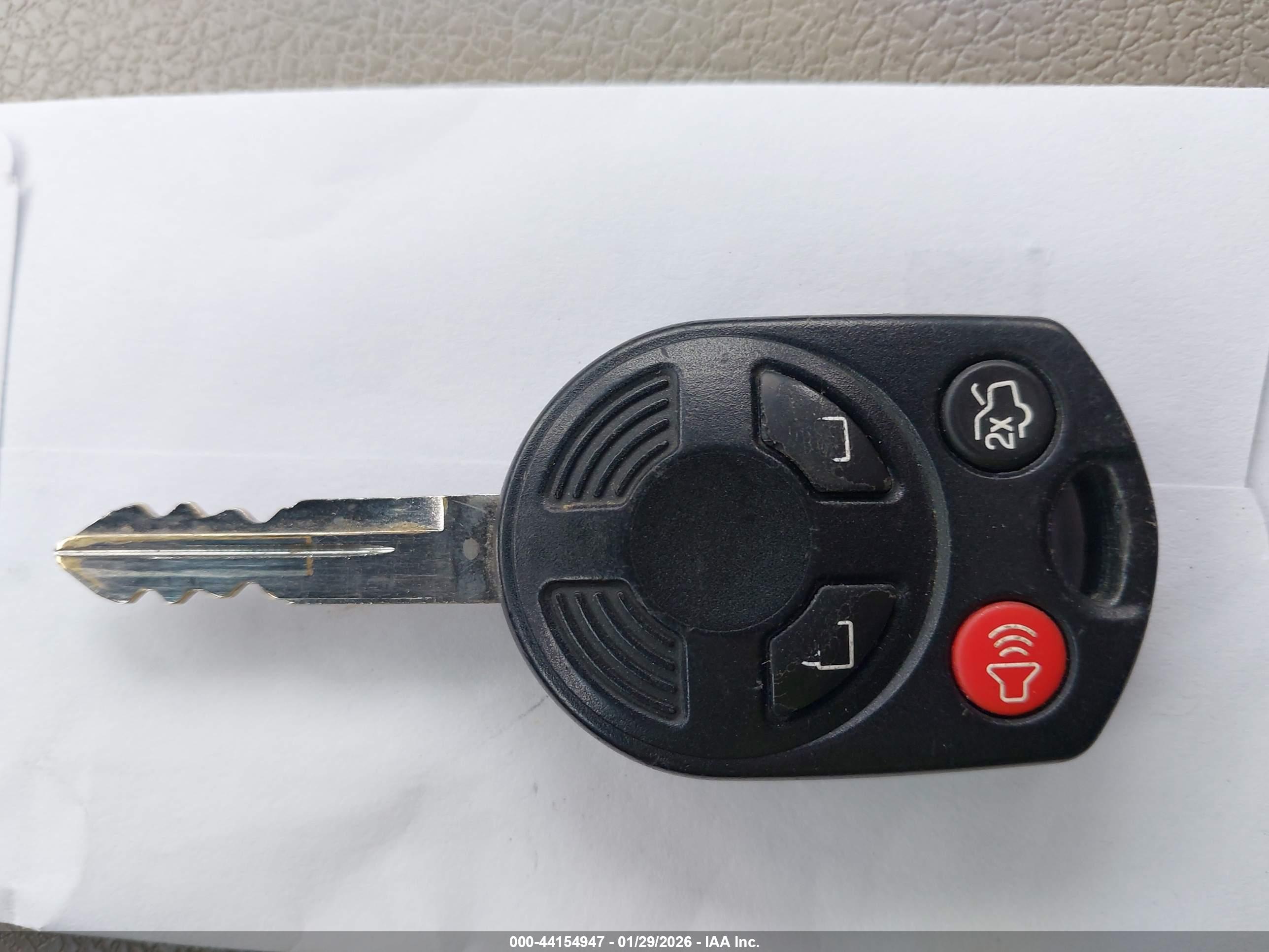 FORD FUSION image 11