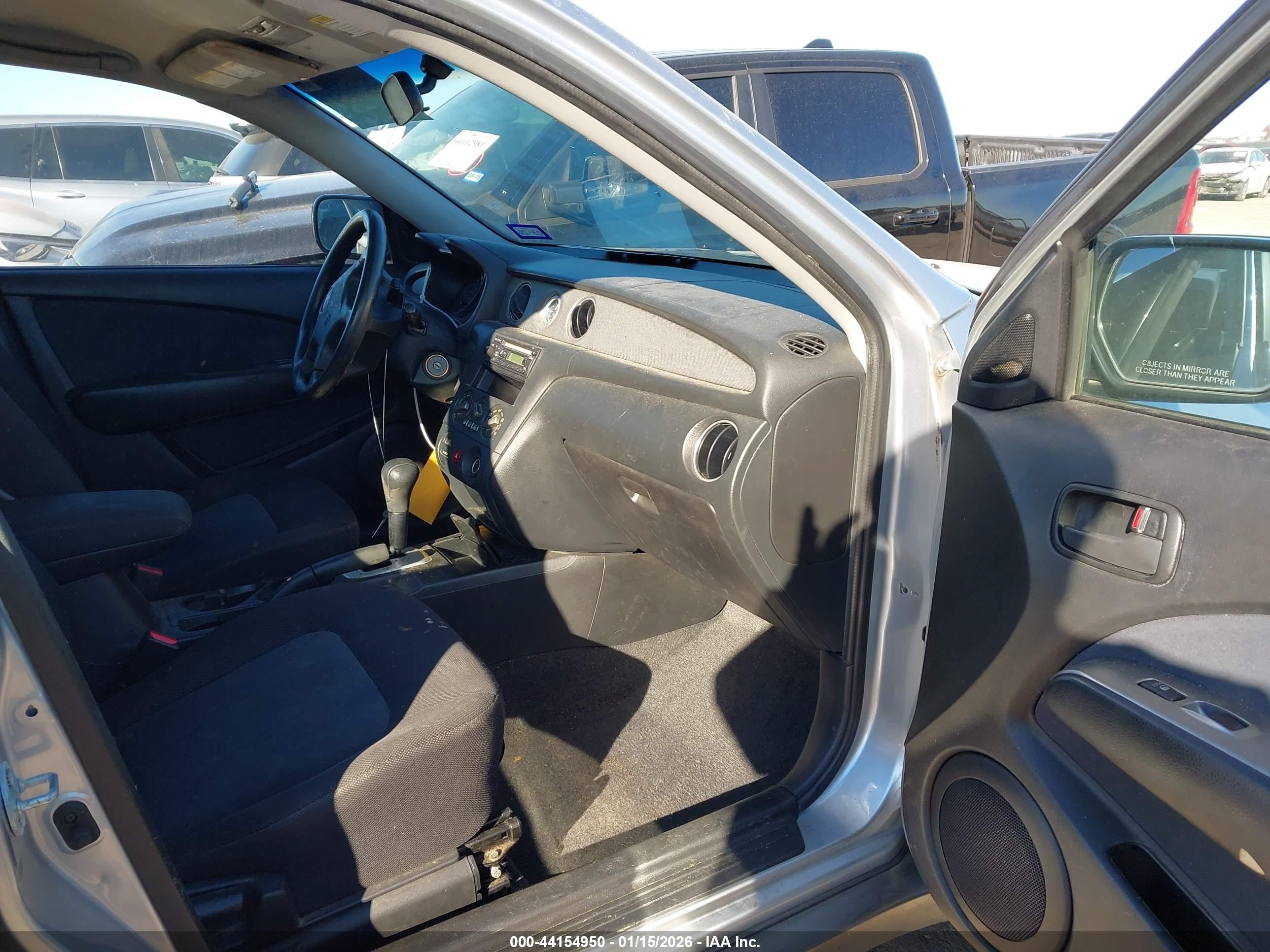 MITSUBISHI OUTLANDER image 5
