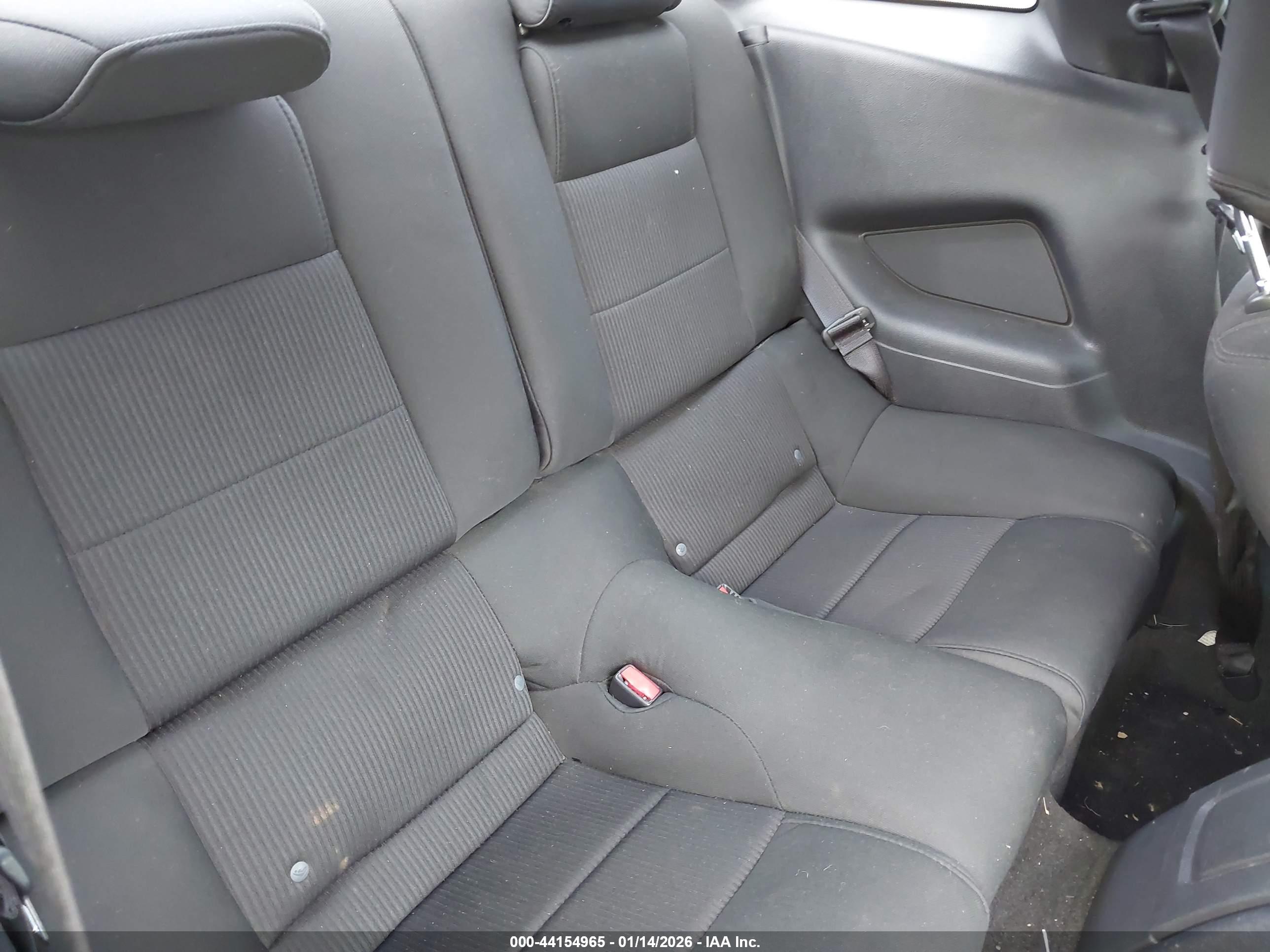 FORD MUSTANG image 8