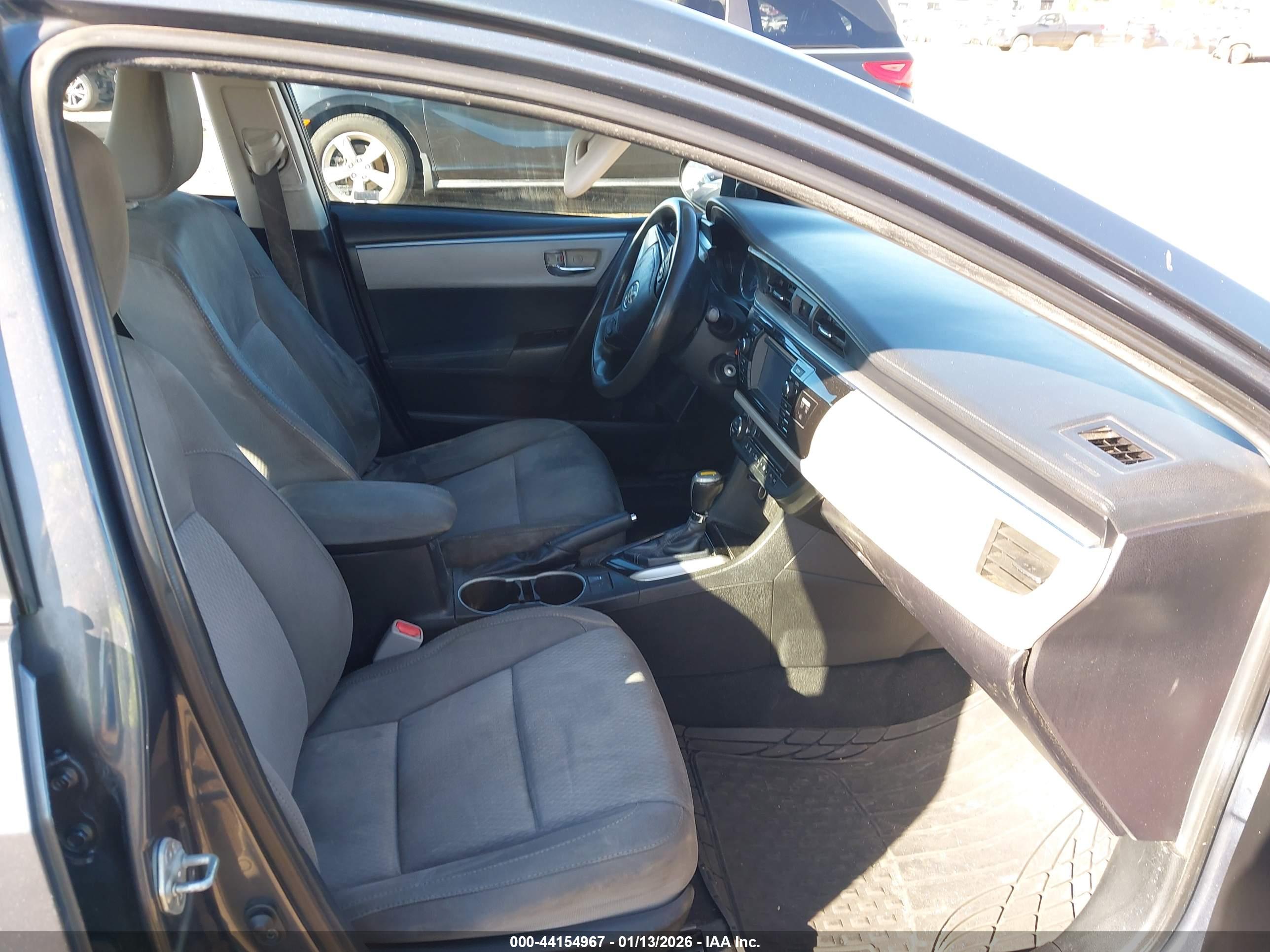 TOYOTA COROLLA image 5