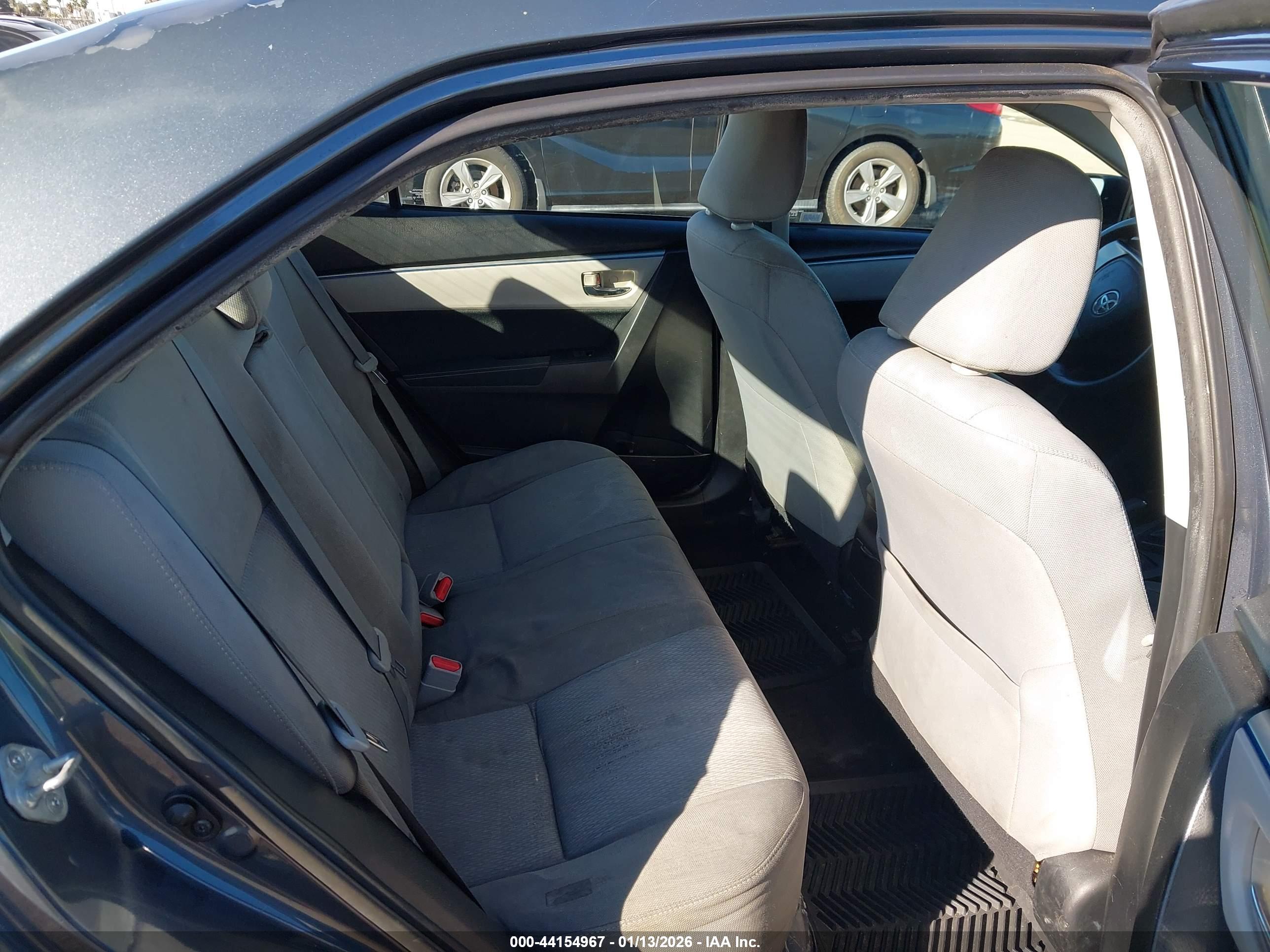TOYOTA COROLLA image 8