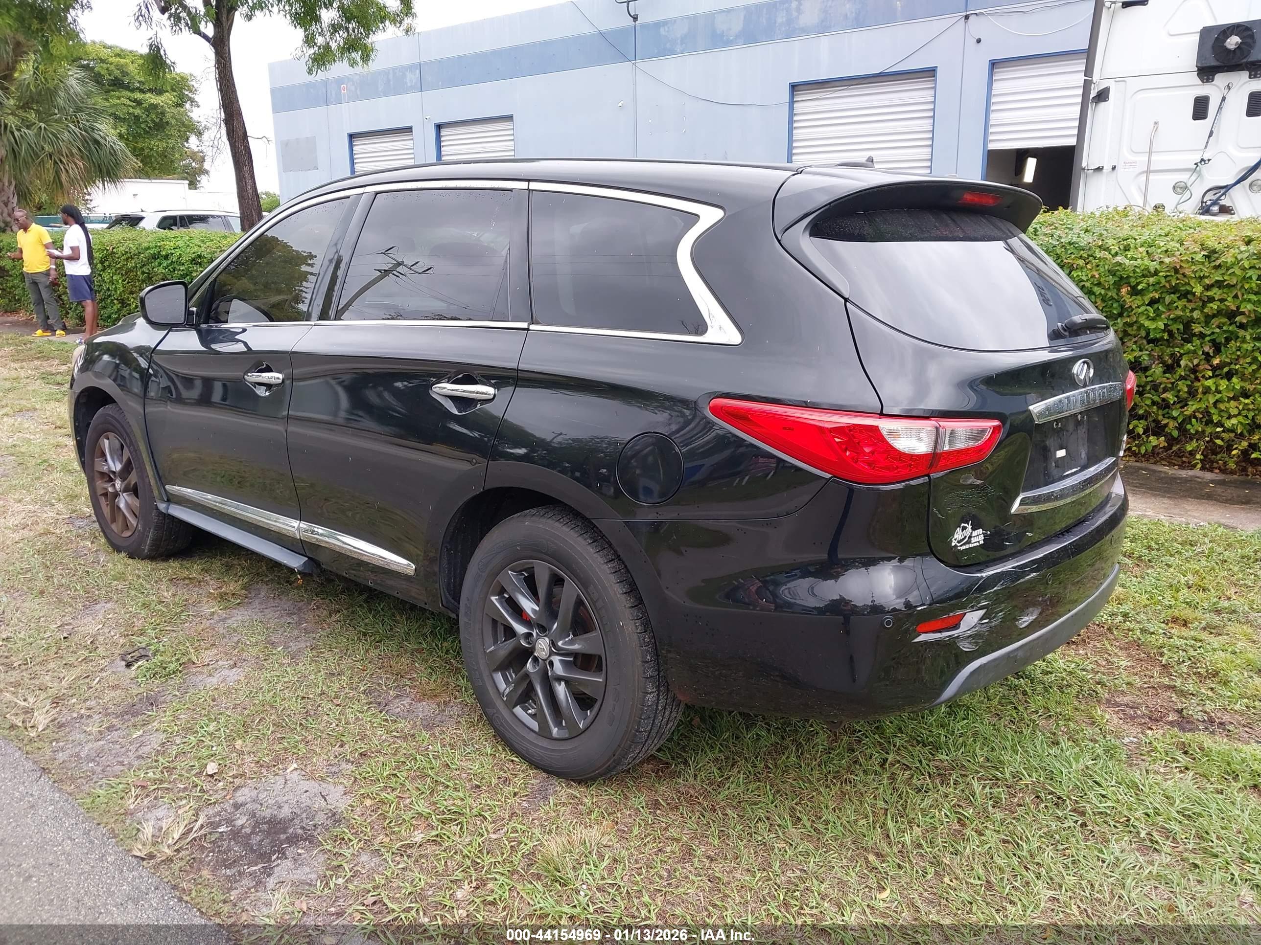 INFINITI JX35 image 3