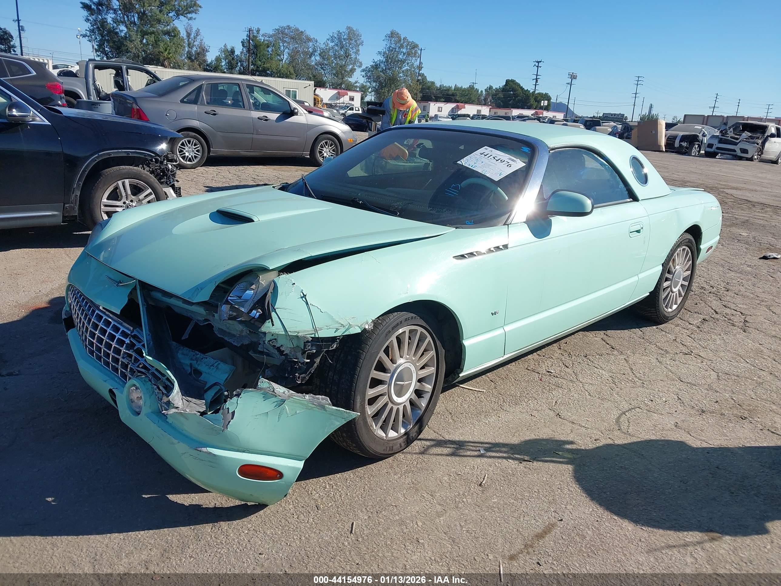 FORD THUNDERBIRD image 2