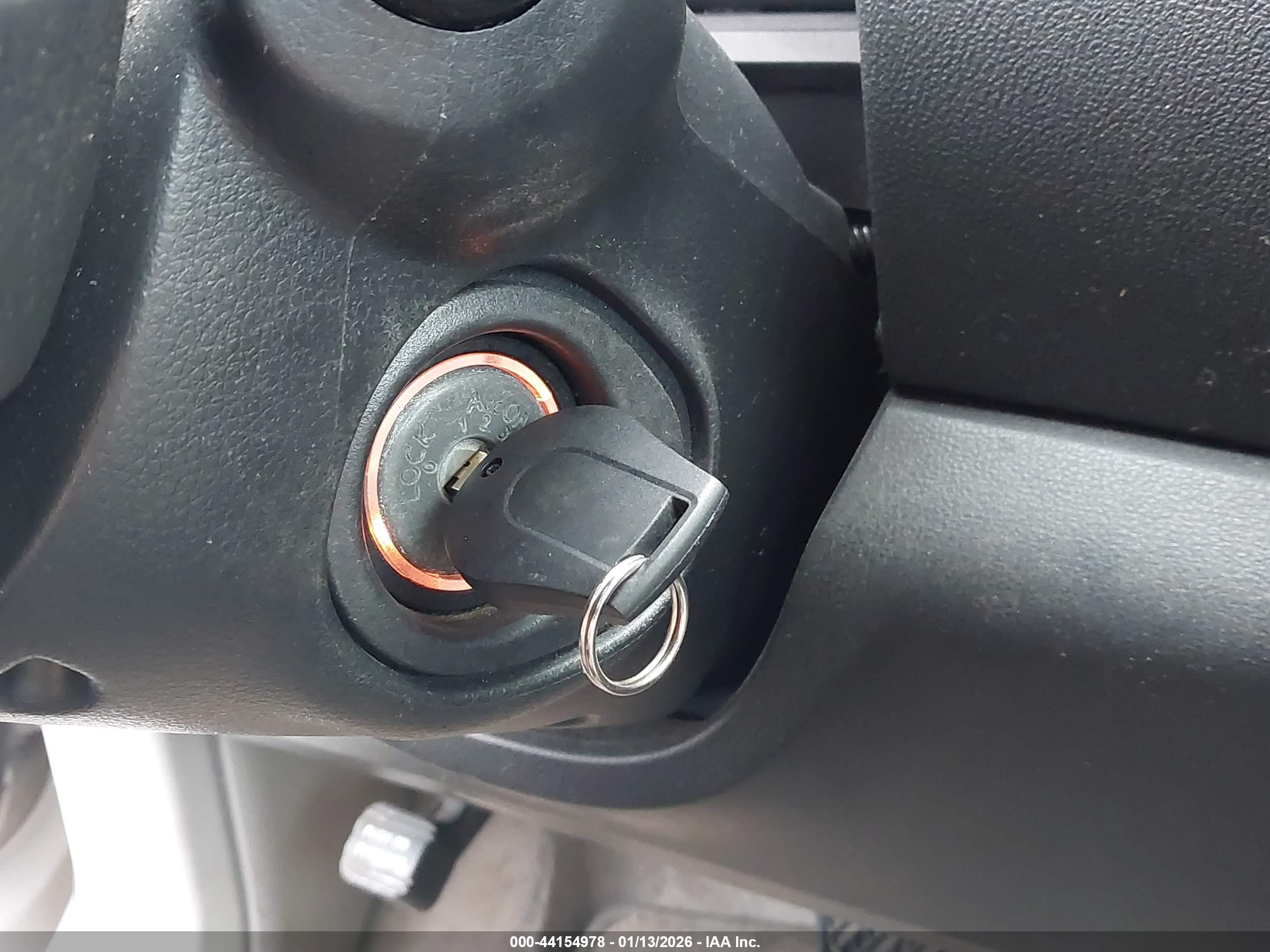NISSAN ROGUE image 11