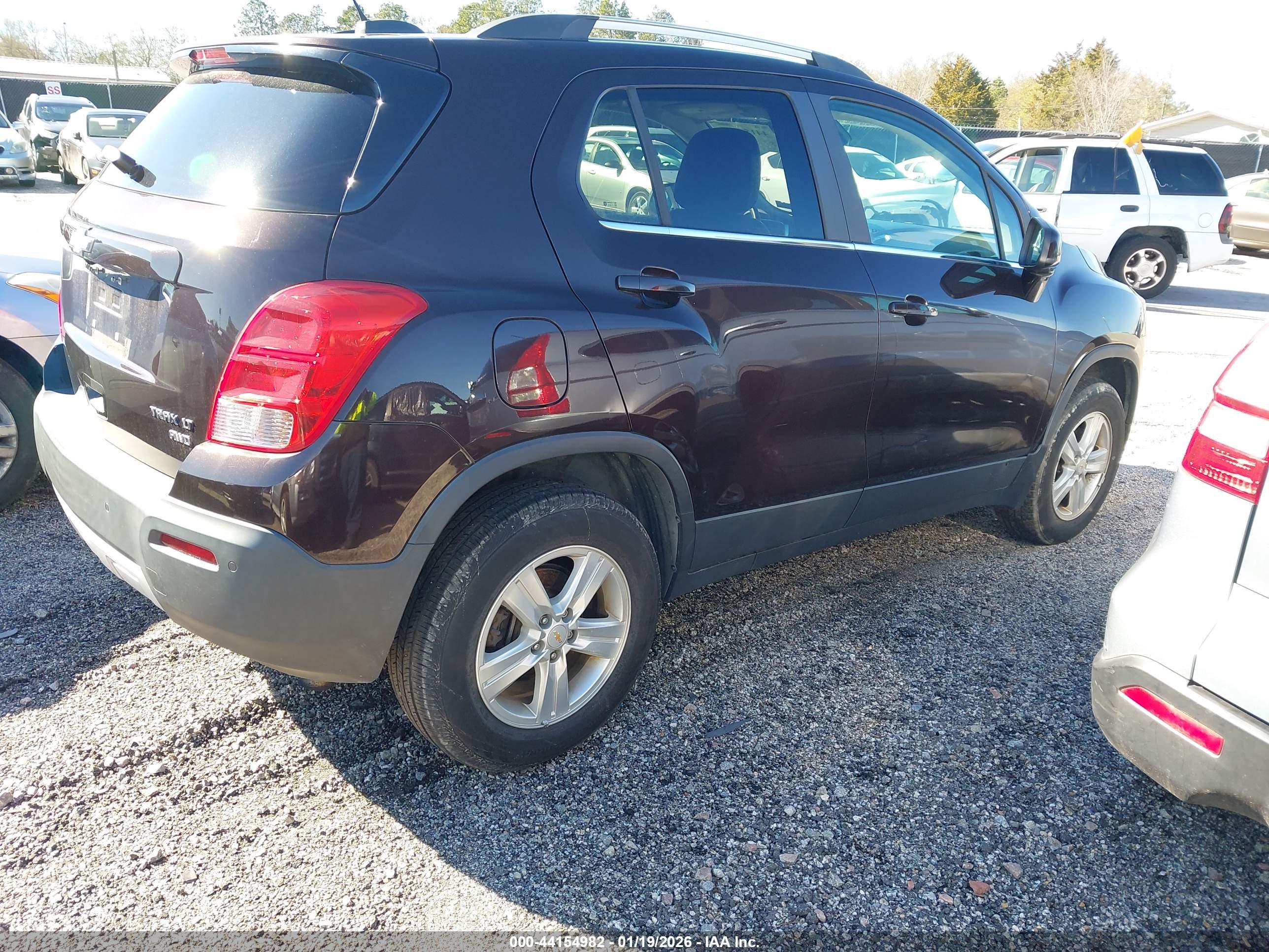 CHEVROLET TRAX image 4