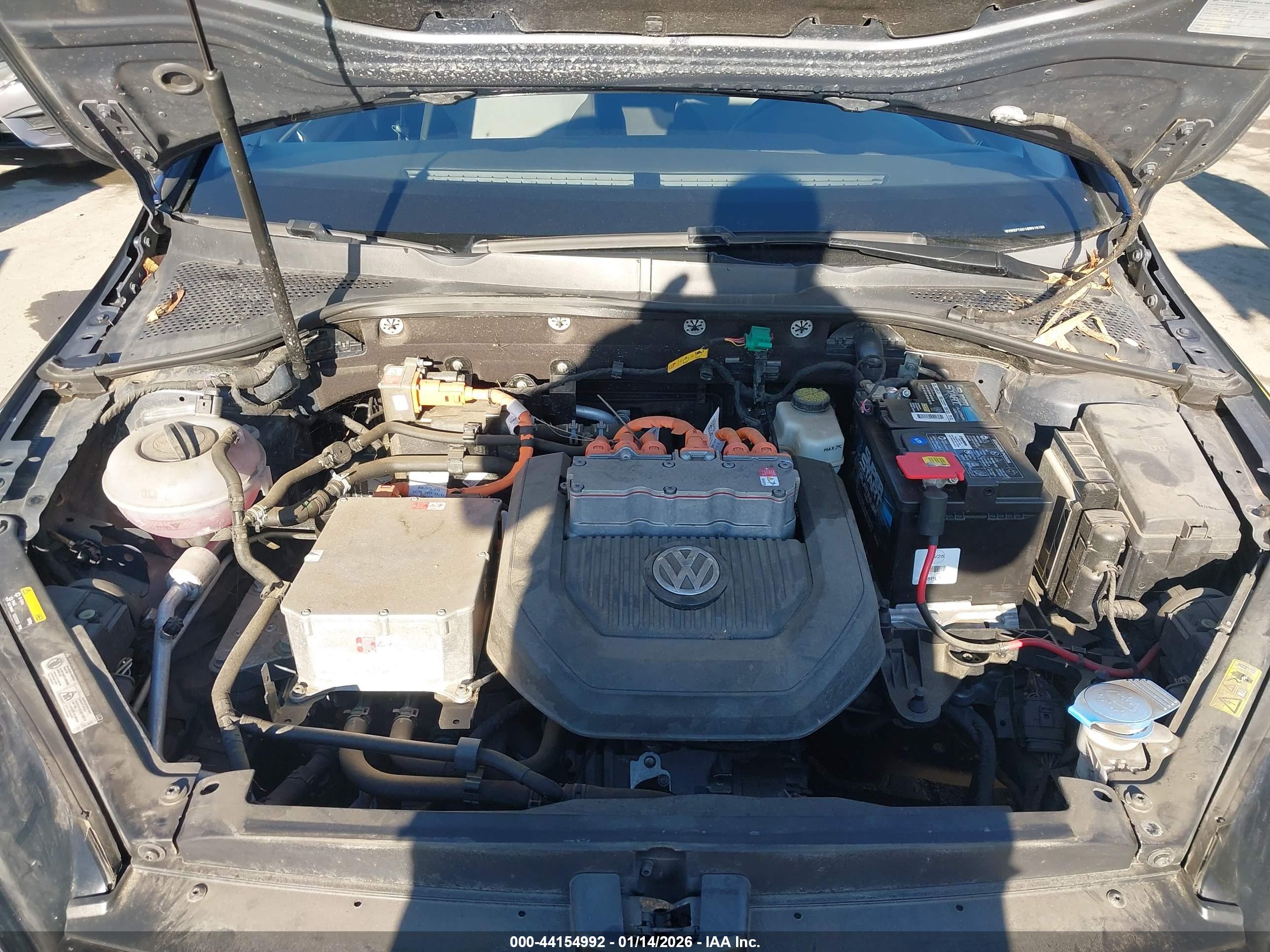 VOLKSWAGEN E-GOLF image 10