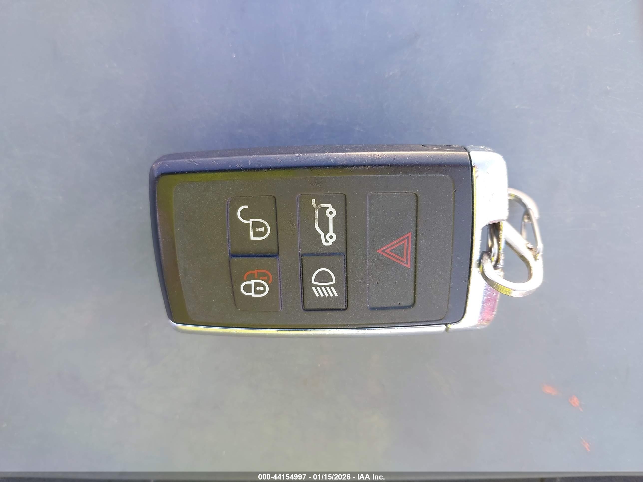 LAND ROVER image 11