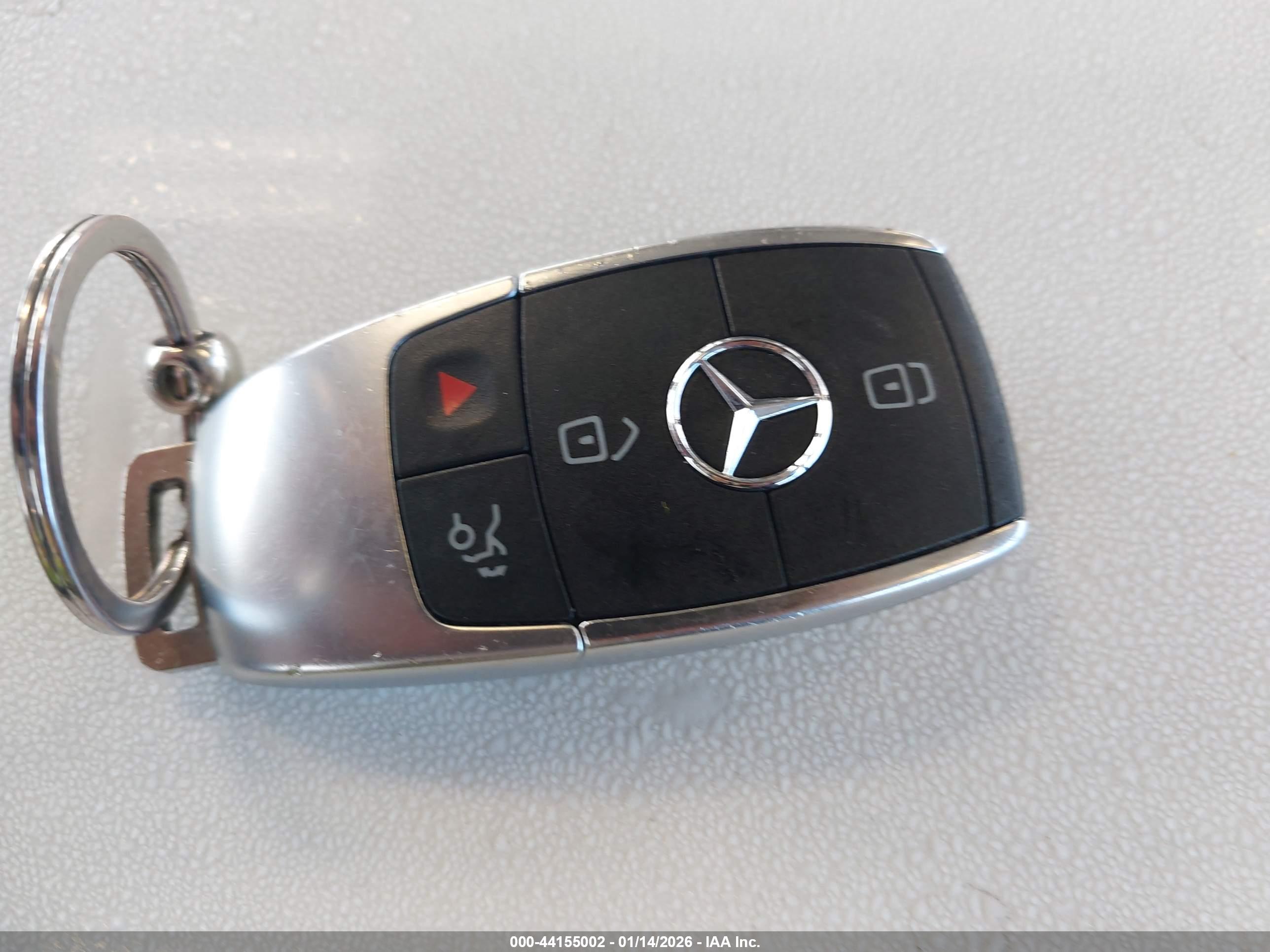 MERCEDES-BENZ GLE image 11