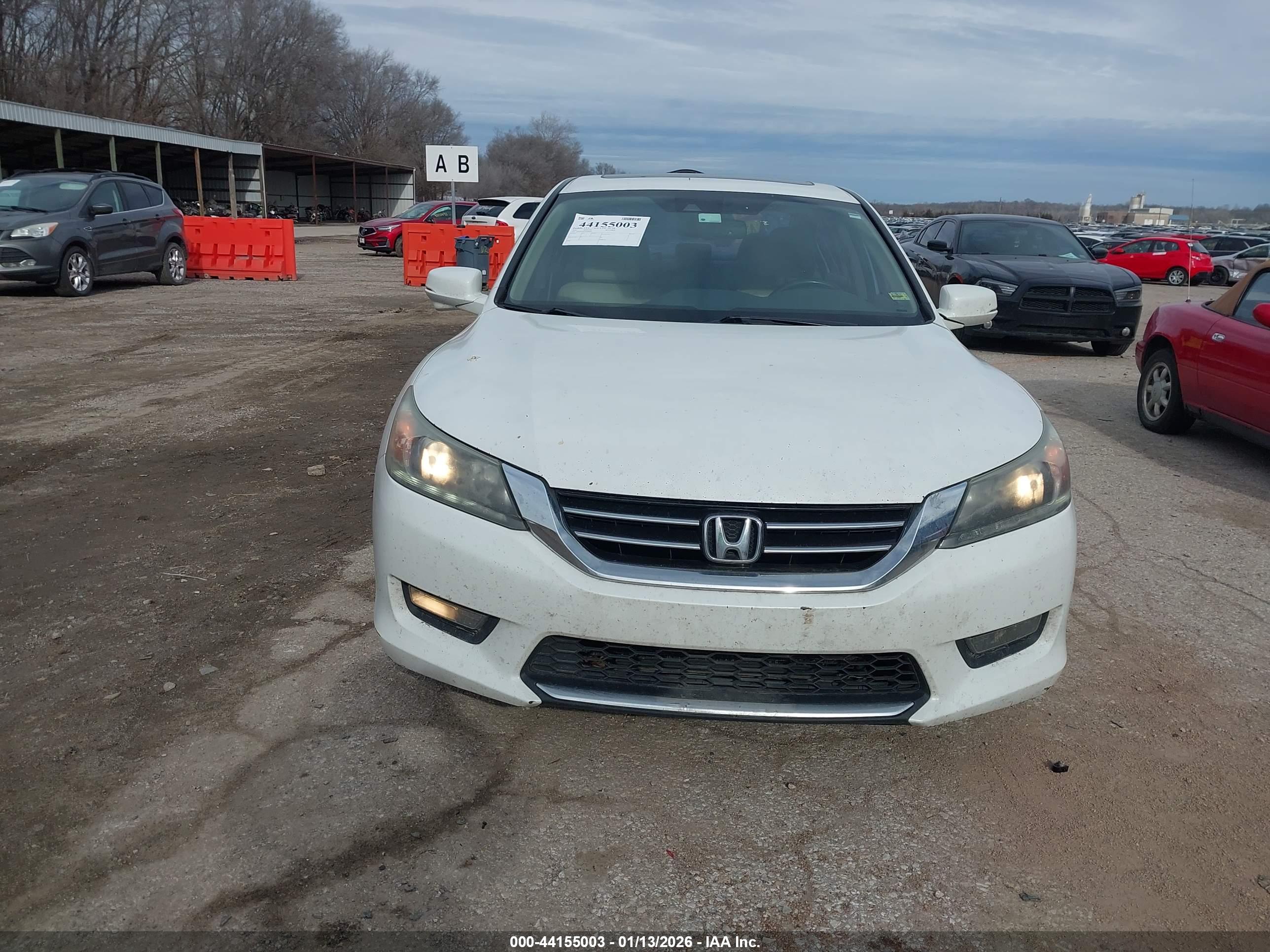 HONDA ACCORD image 6