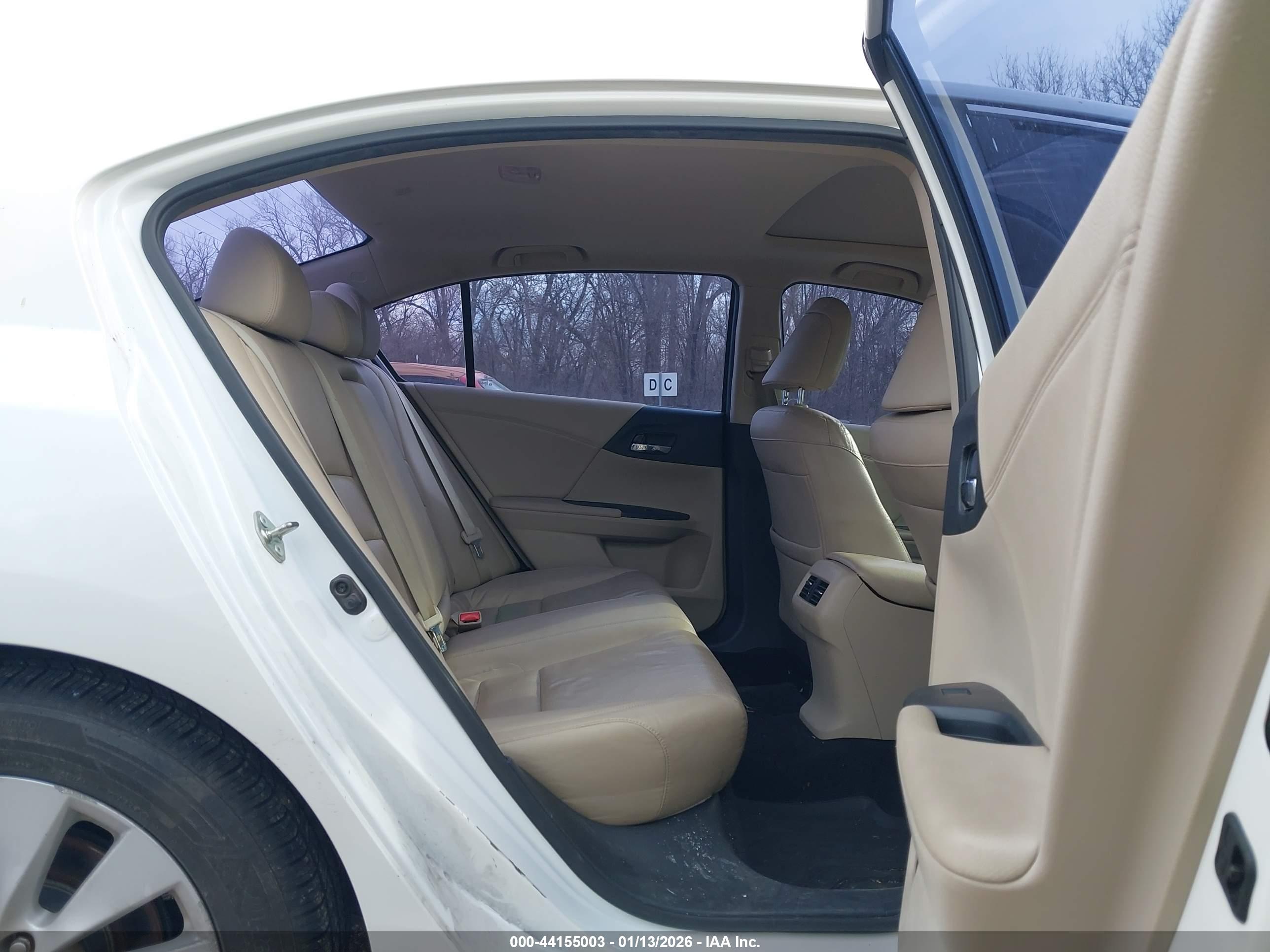 HONDA ACCORD image 8