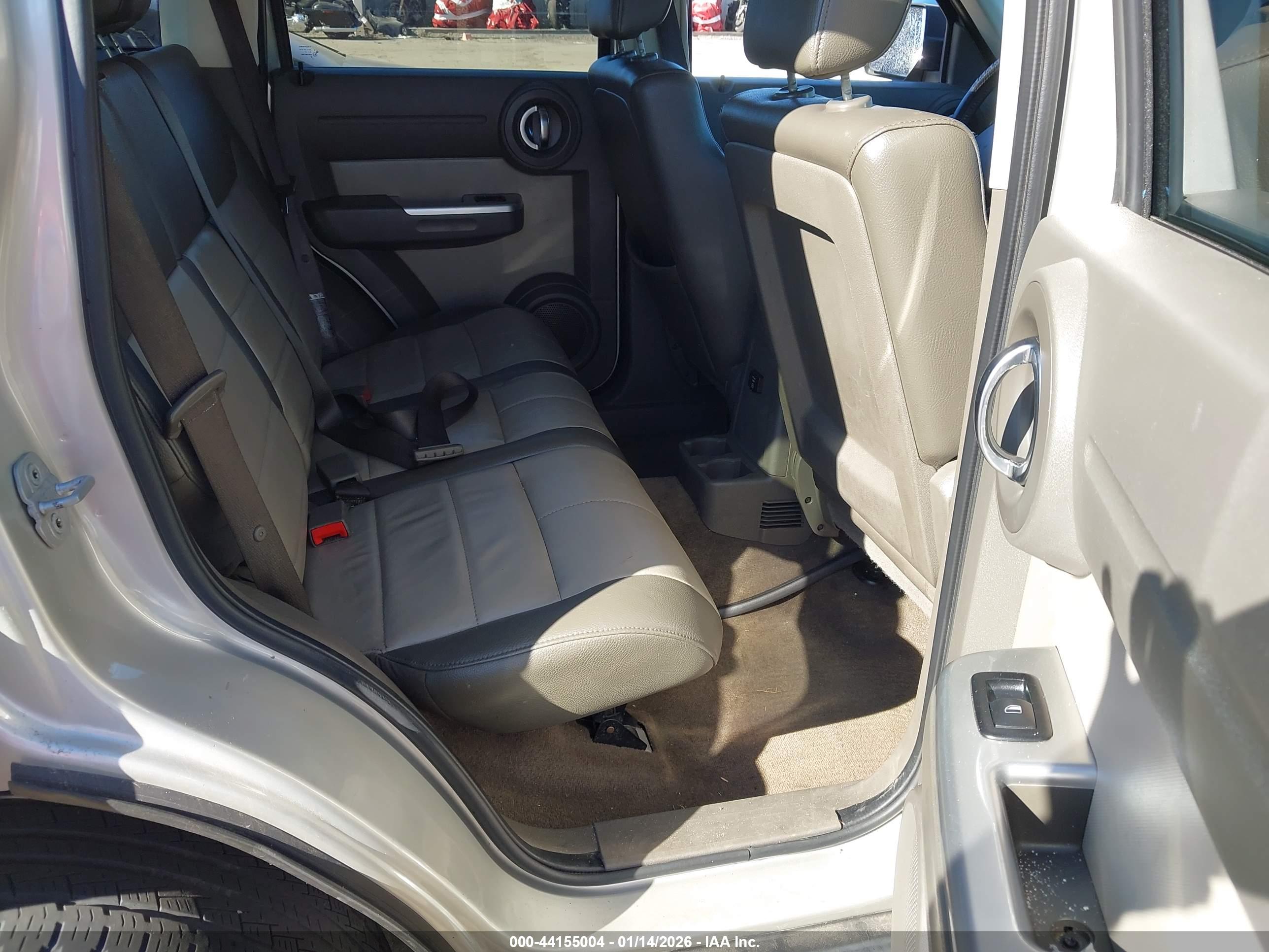 DODGE NITRO image 8