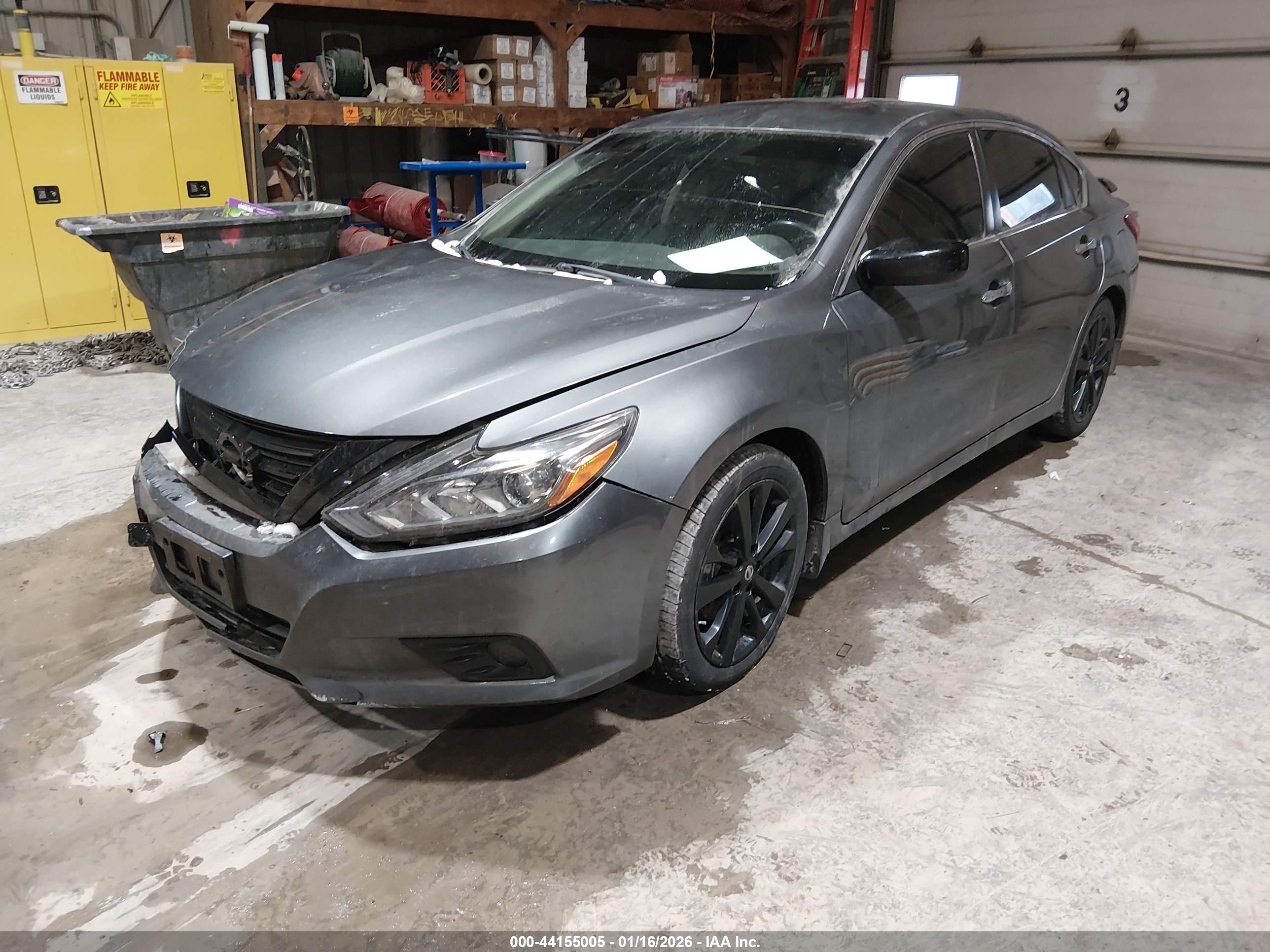 NISSAN ALTIMA image 2