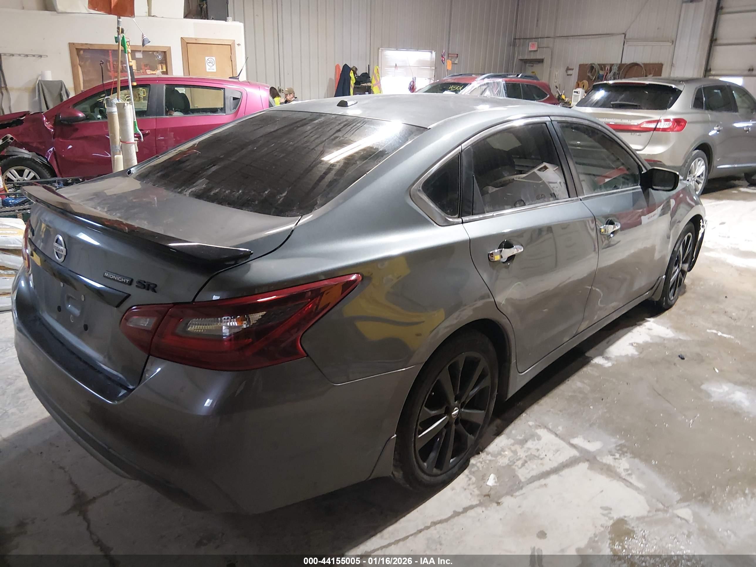 NISSAN ALTIMA image 4