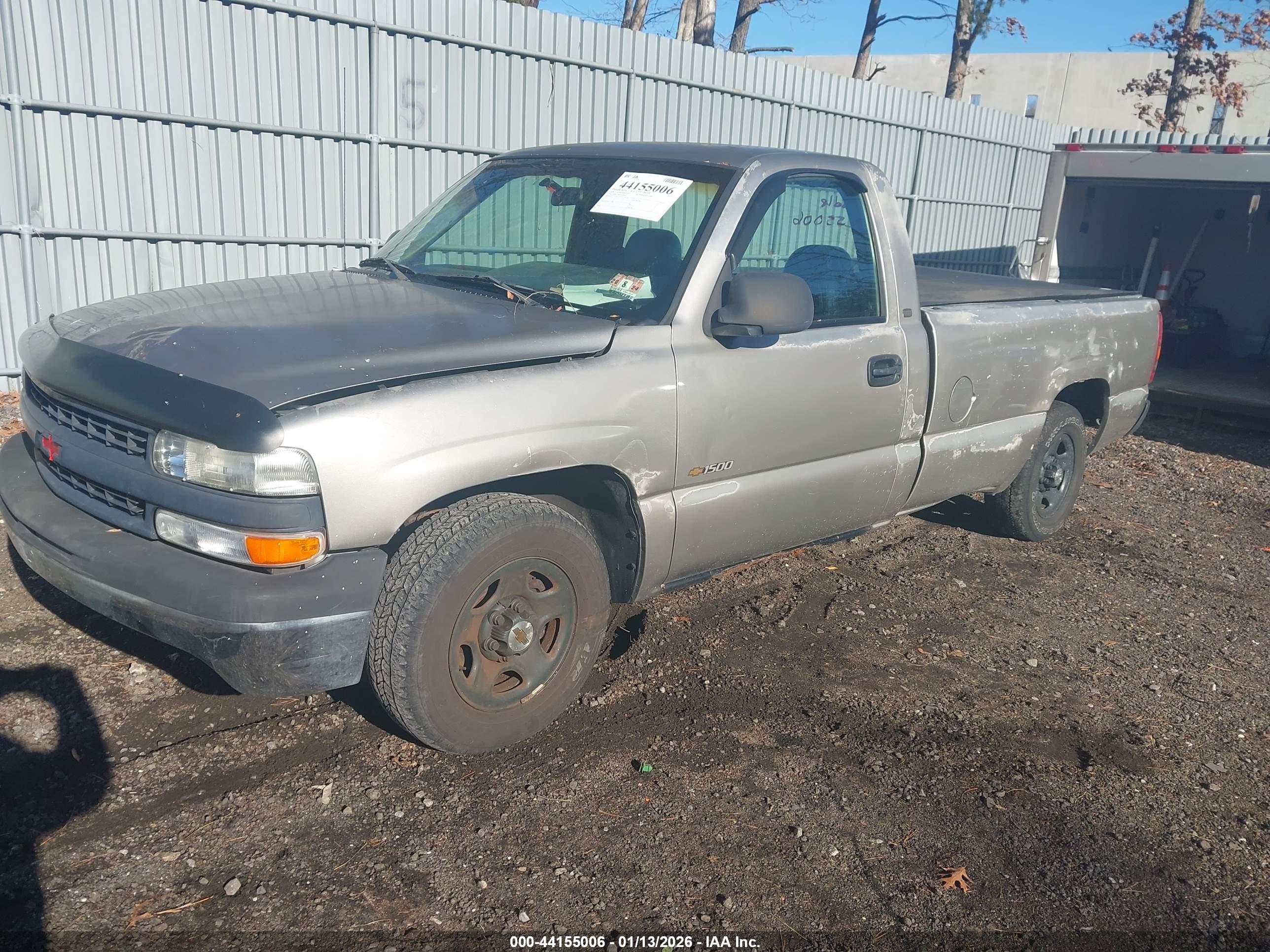 CHEVROLET SILVERADO image 2