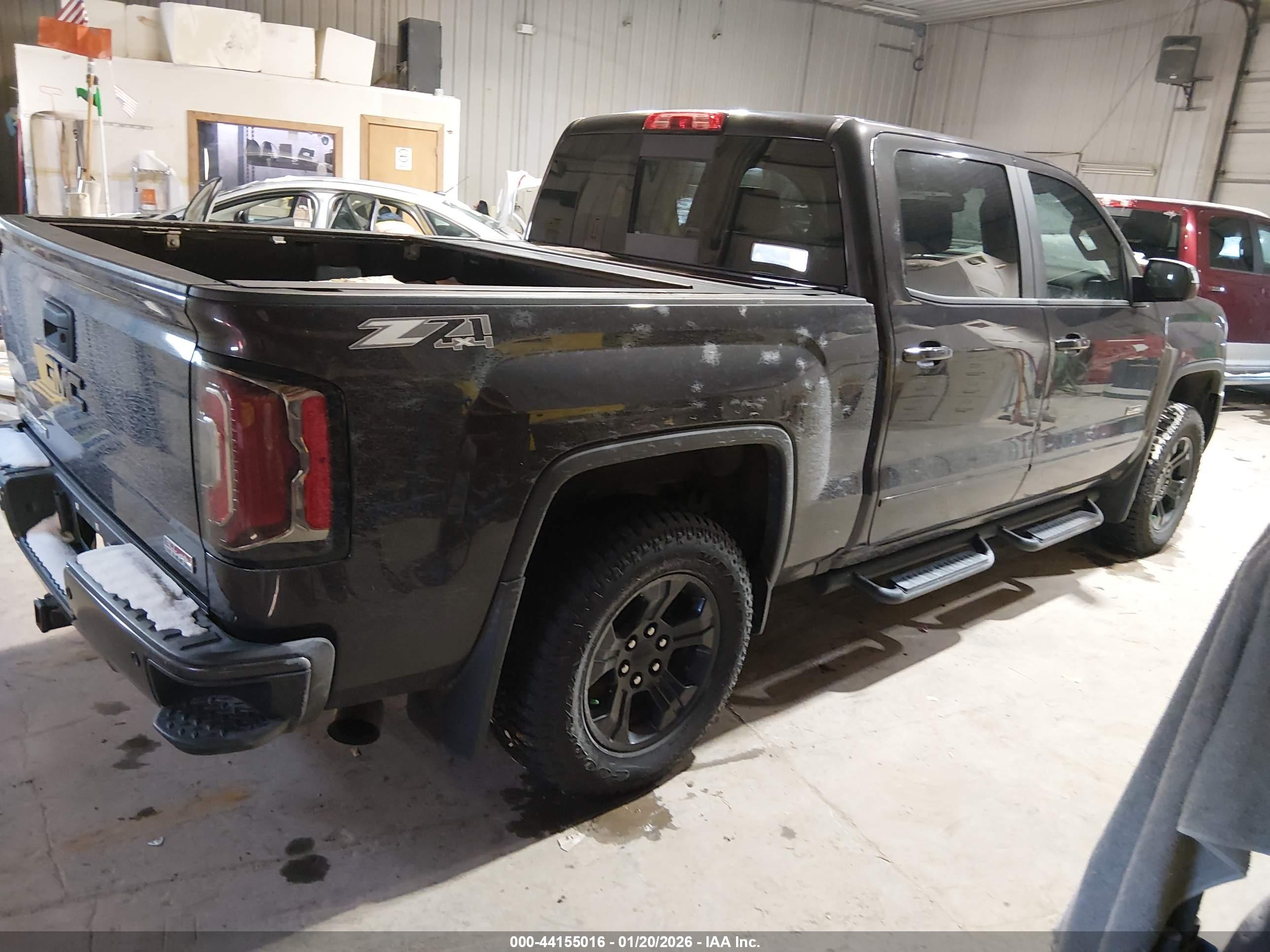 GMC SIERRA image 4